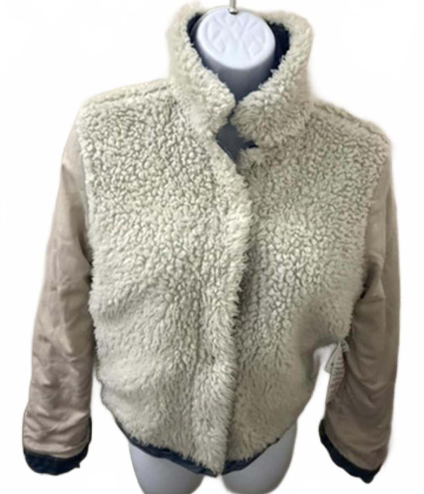 Other LEVI'S Classic Sherpa Jean Jacket in Denim Blue (SMALL) Size S / US 4 / IT 40 - 5 Thumbnail