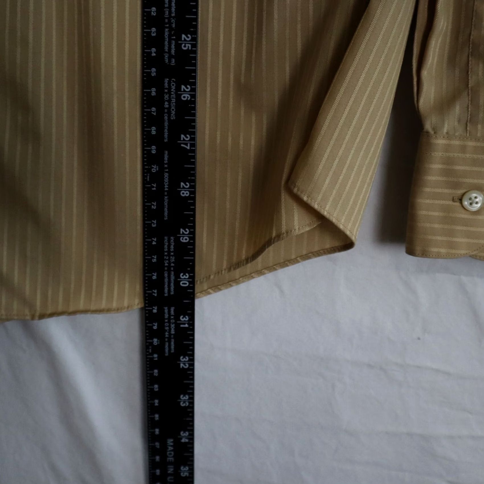 Arrow Arrow Shirt Mens Medium 15-15.5 34/35 Gold Striped Button Up Long Sleeve Wool? No. Size US L / EU 52-54 / 3 - 5 Thumbnail