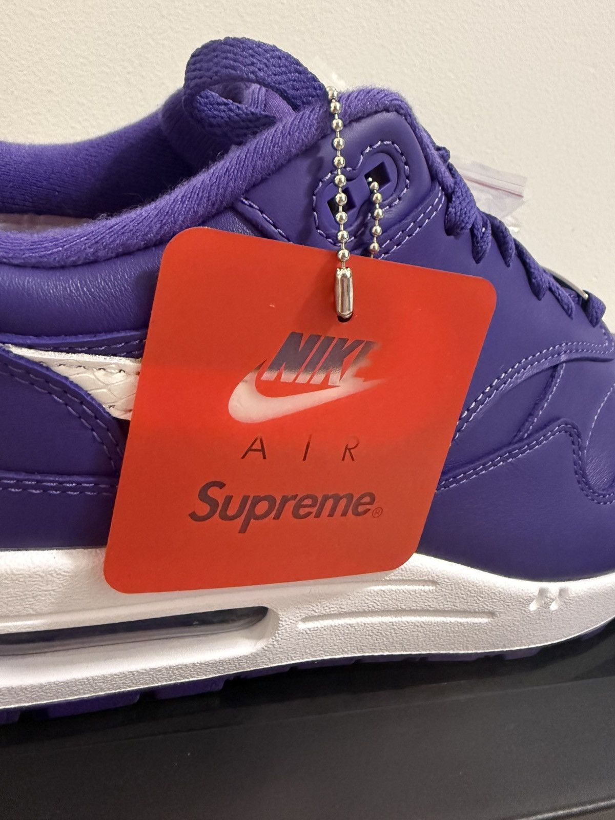 Nike × Supreme Supreme Nike Air Max 1'87 SP Size US 11 / EU 44 - 9 Thumbnail