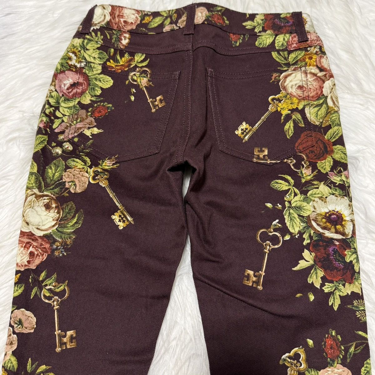 Dolce & Gabbana Authentic Dolce & Gabbana Floral & Key Design Denim Jeans 36 Size 25" / US 0 / IT 36 - 8 Thumbnail