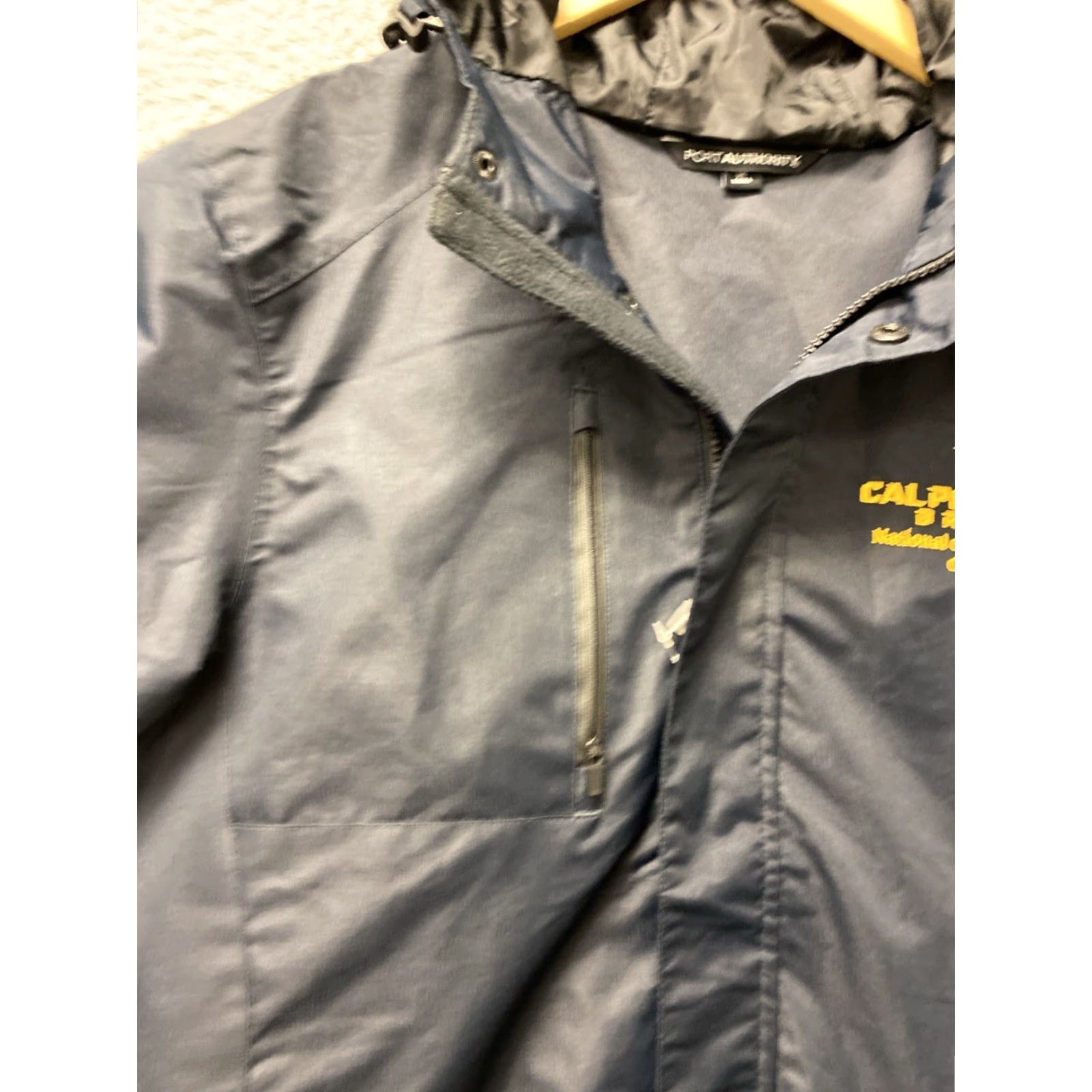 Port Authority Port Authority Jacket Men’s M Black Cal Poly Pomona Hooded Insulated Warm /0167 Size US M / EU 48-50 / 2 - 5 Thumbnail