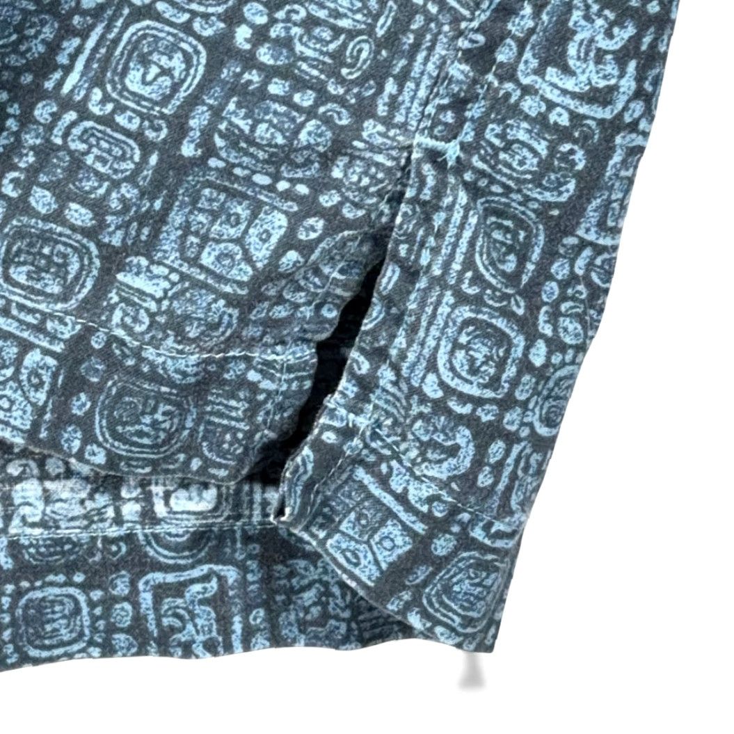 Vintage VINTAGE L.L.Bean Shirt Adult XL Blue Mayan Aztec Tribal Camp Print Y2K Graphic Print Button-Up Short Sleeve Pocketed 27 Chest 31 Length Mens Size US XL / EU 56 / 4 - 7 Thumbnail