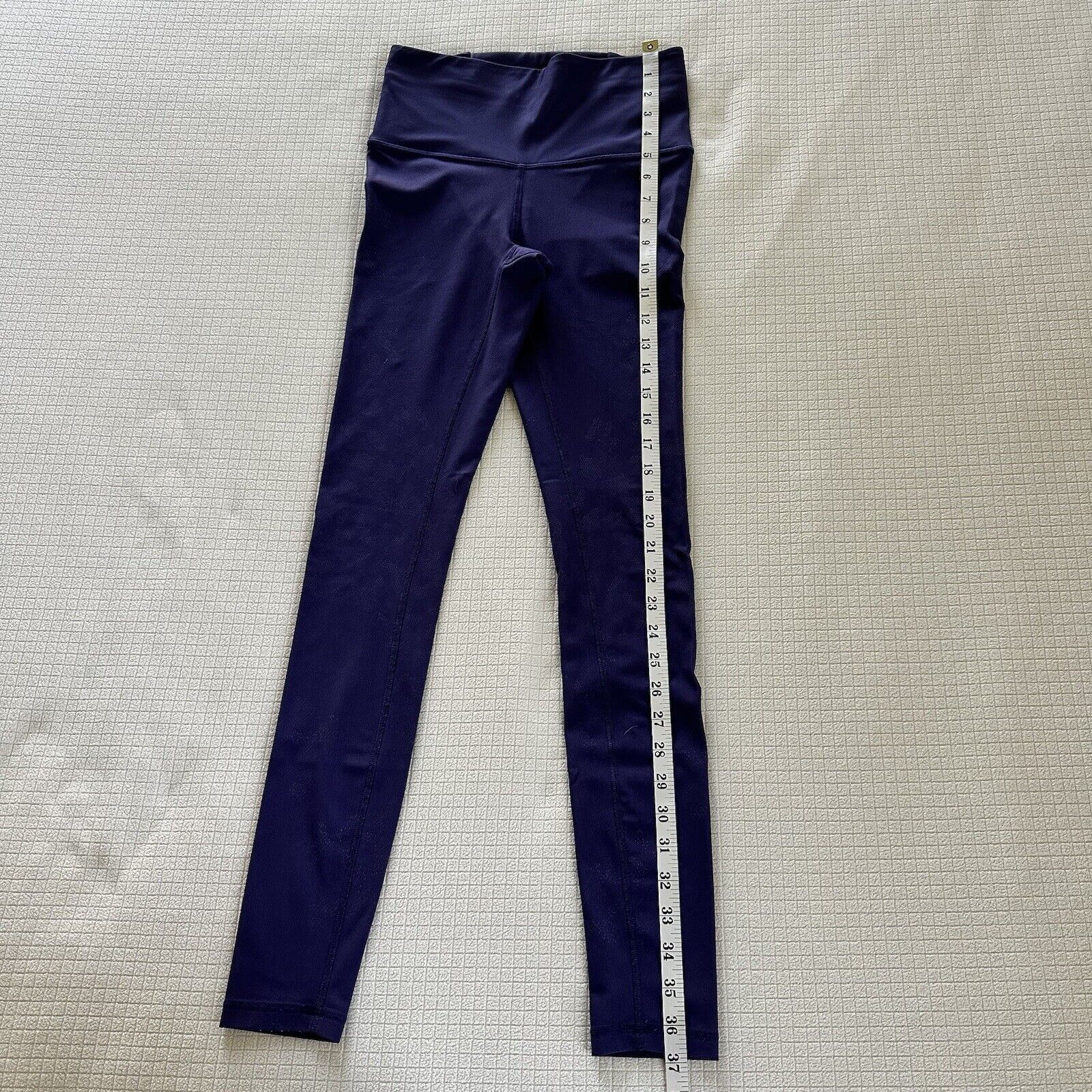 Lululemon Lululemon Hi Rise Tight 28" Camo Midnight Orchid Purple US6 Size 28" / US 6 / IT 42 - 5 Thumbnail