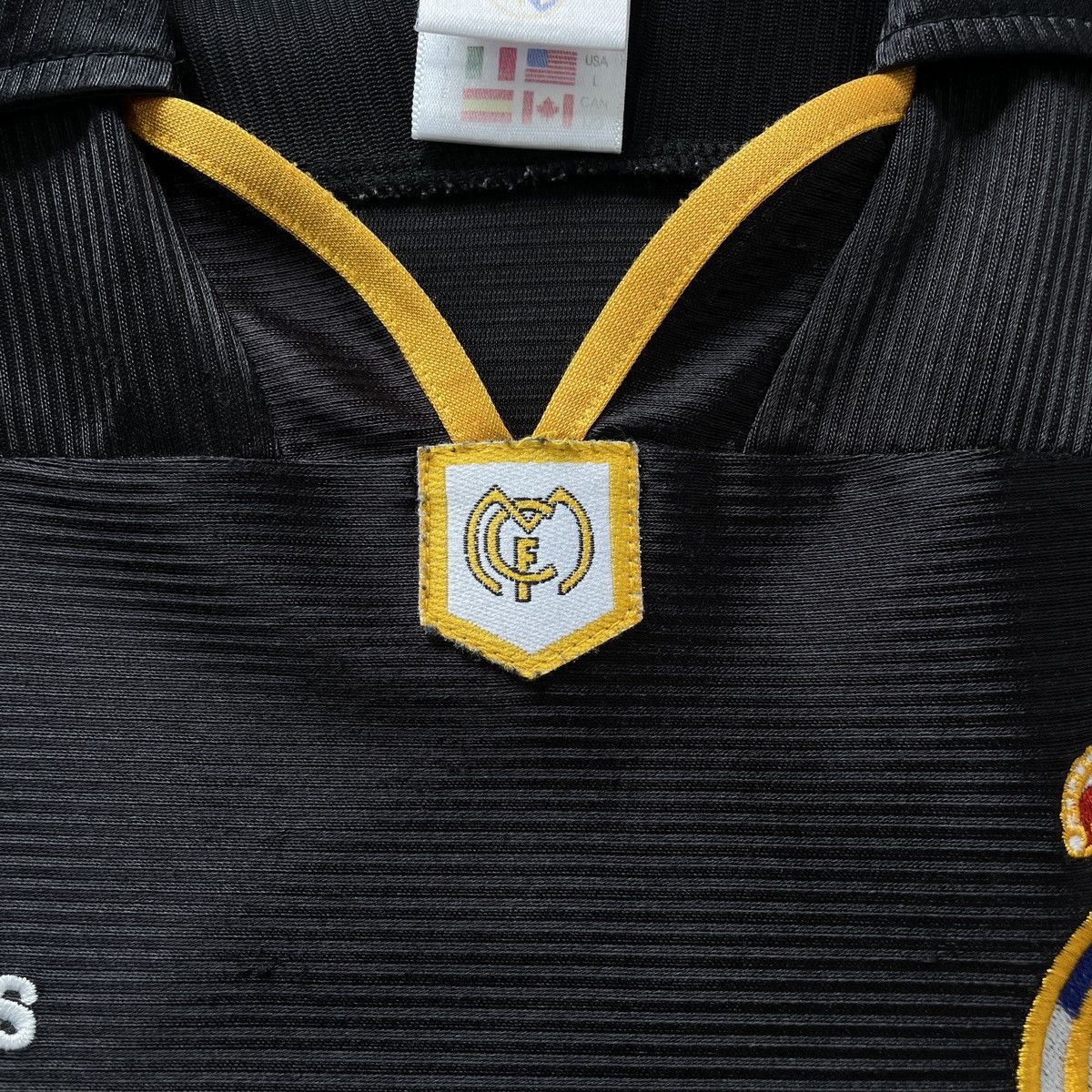 Adidas Vintage Real Madrid Away Jersey Shirt Rare 1999/2001 size L Size US L / EU 52-54 / 3 - 7 Thumbnail