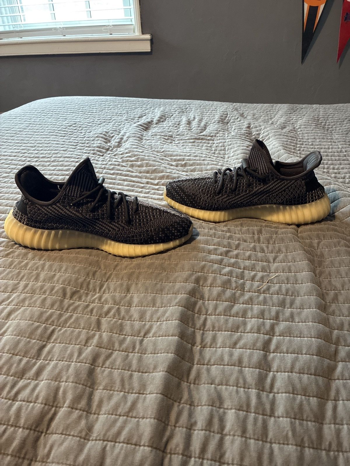 Yeezy Adidas Yeezy Boost 350 V2 Size 11 Size US 11 / EU 44 - 1 Thumbnail