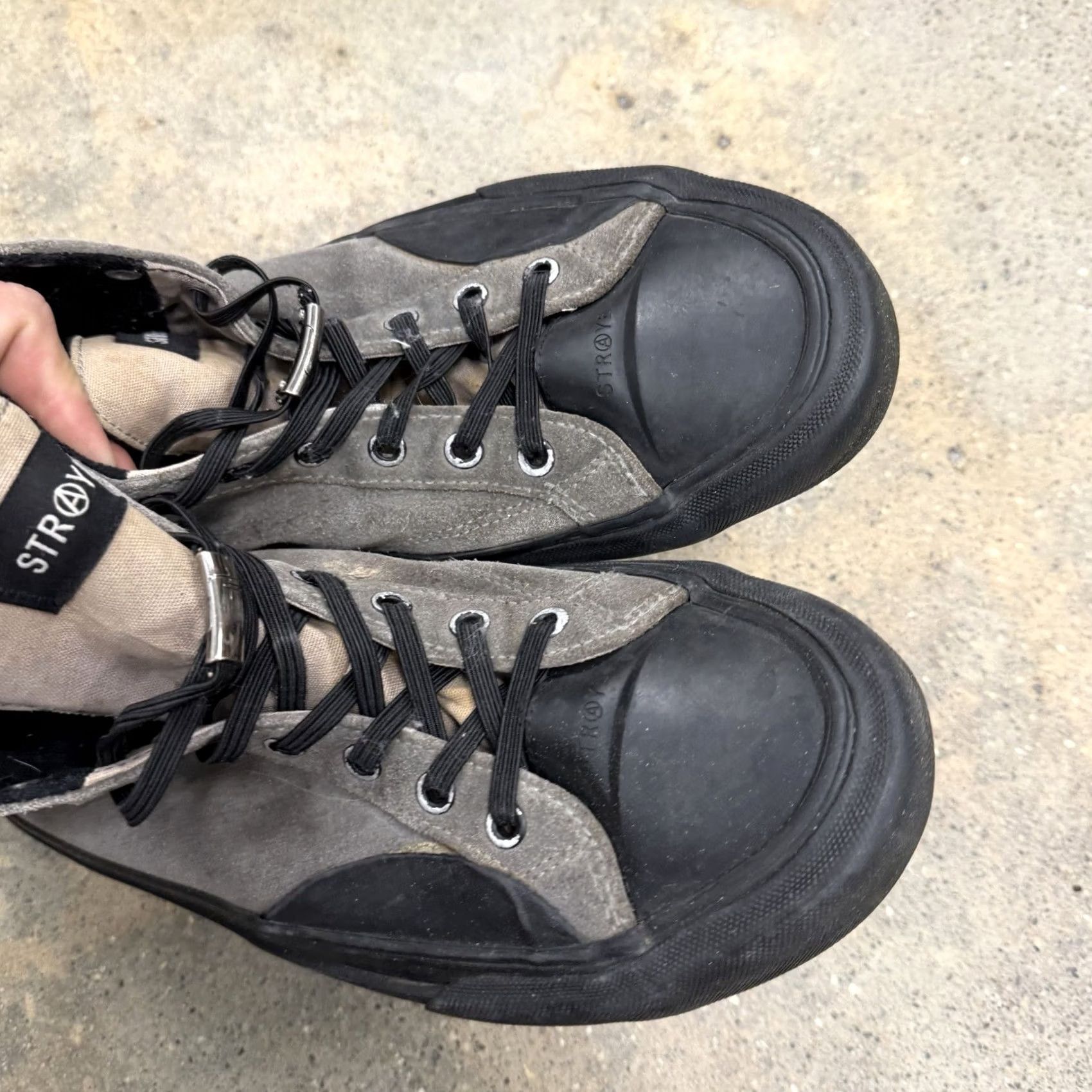 STRAYE VINTAGE Straye Men Sneaker Shoe 10 Lace Up Athletic Athletic Men Black 90s Venice Skateboard Hit Top Zero X — Size US M / EU 48-50 / 2 - 7 Thumbnail