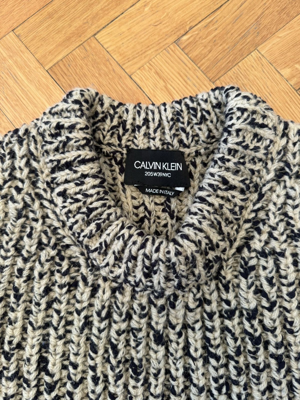 Calvin Klein 205W39NYC CALVIN KLEIN 205W39NYC knit shoulder cover FW18 Size US M / EU 48-50 / 2 - 4 Thumbnail
