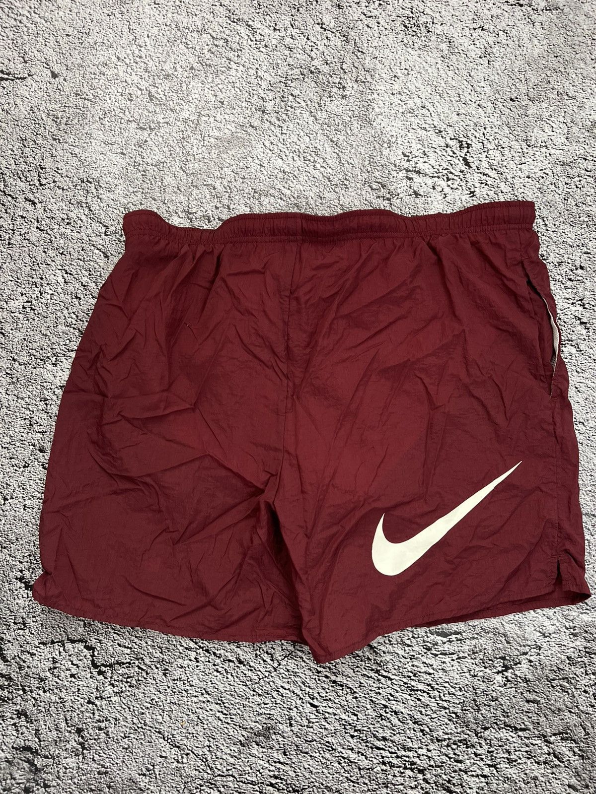 VTG 90's nike big logo swoosh nylon metal shorts