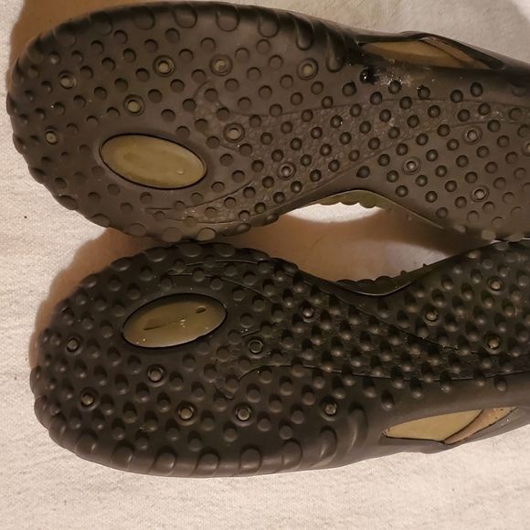 Vintage Private by Clark's Non-Slip Soles Suede Uppers Sz. 7.5 Loafe Size US 7.5 / IT 37.5 - 7 Thumbnail