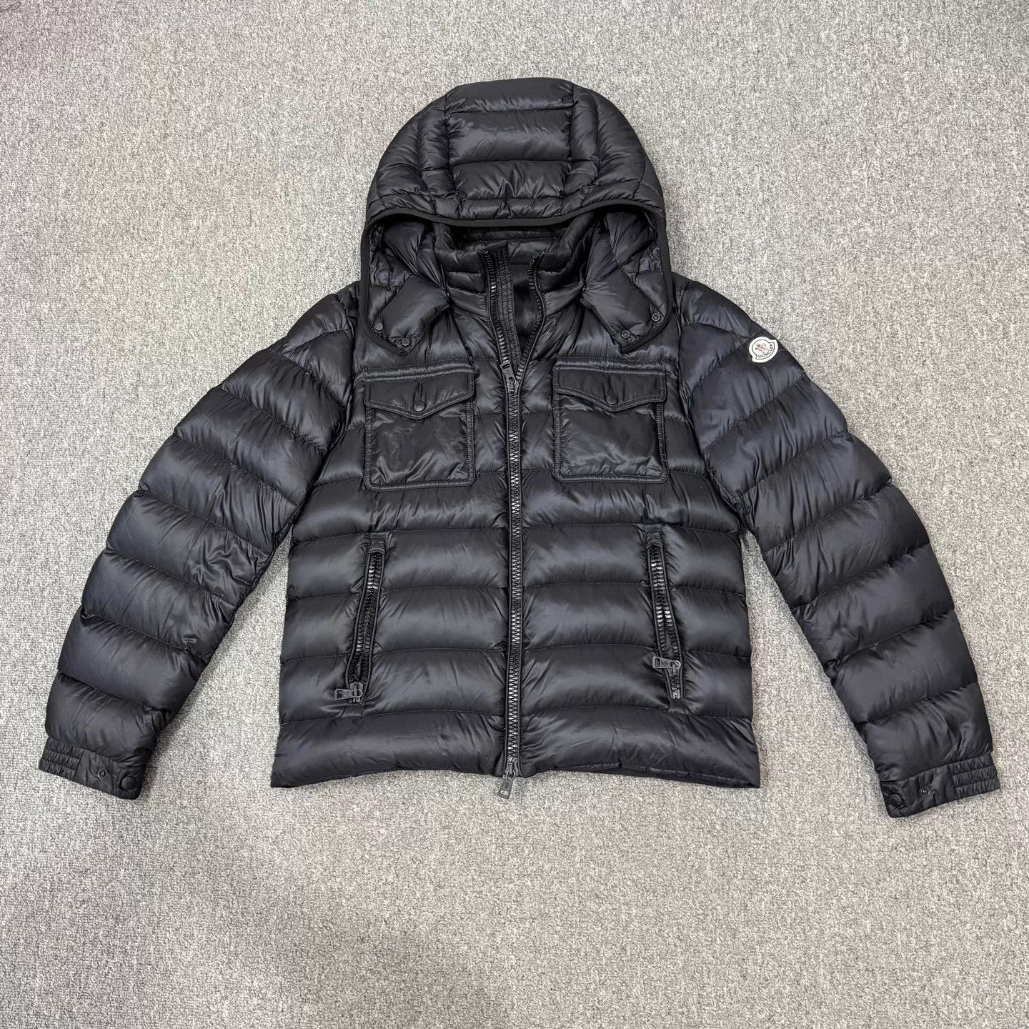 Moncler Moncler Edward puffer jacket black double pocket 3 95 New Size US L / EU 52-54 / 3 - 1 Thumbnail