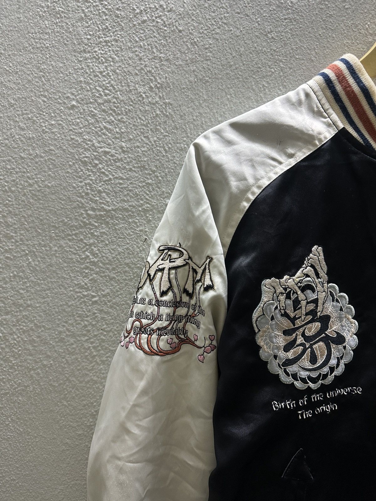 Japanese Brand × Vintage Vintage Reversible Sukajan Japanese Buddhism Art Size US M / EU 48-50 / 2 - 14 Thumbnail