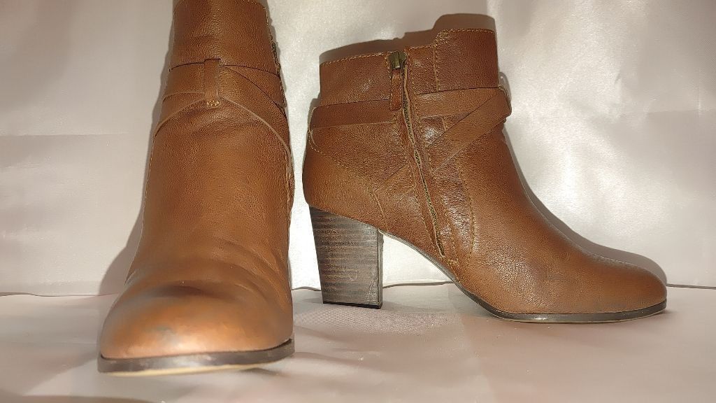 Cole Haan Cole Haan Cassidy Leather Ankle Bootie Size 8B Size US 8 / IT 38 - 6 Thumbnail