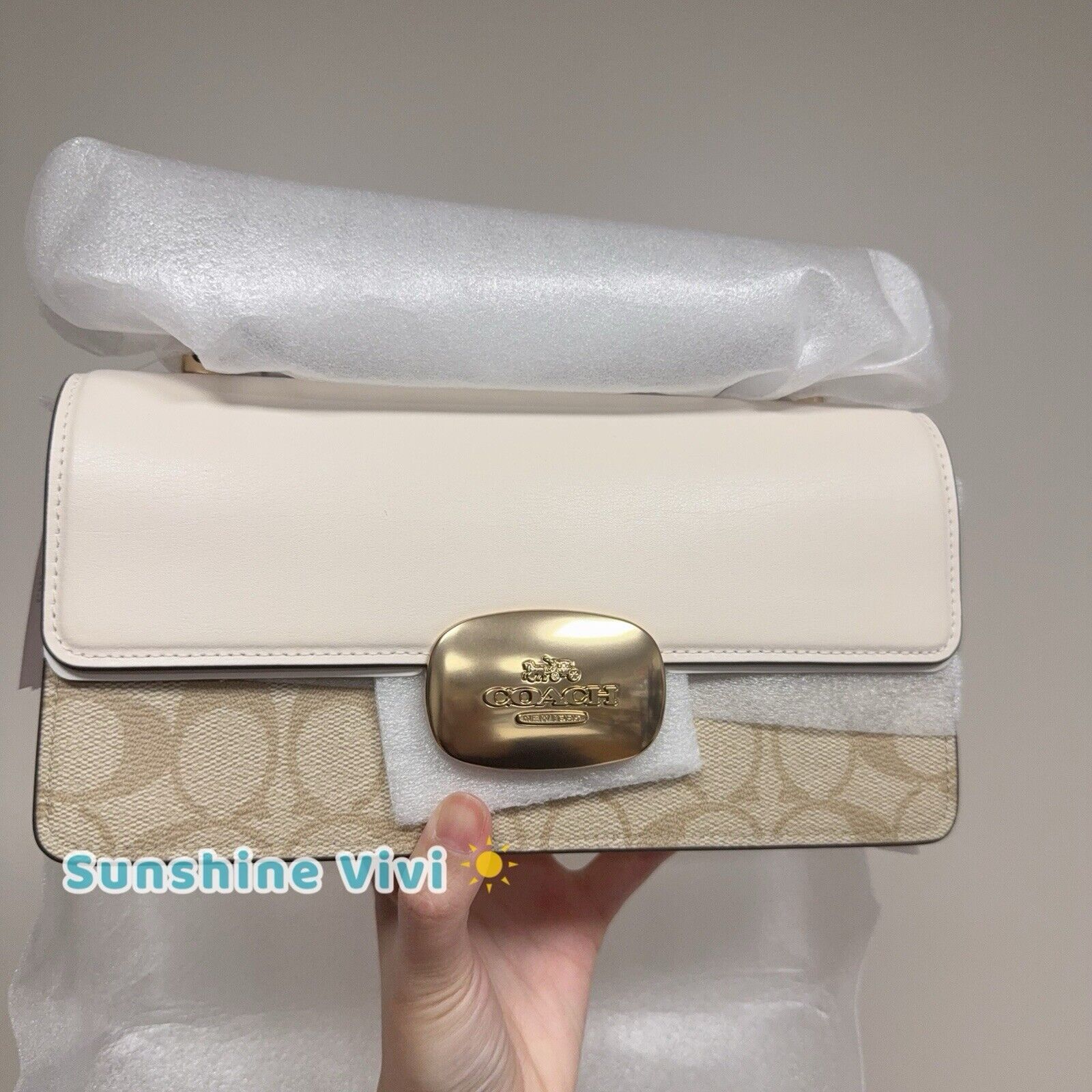 Coach NWT Coach Eliza Flap Crossbody Bag Light Khaki/Chalk CP009 Size ONE SIZE - 1 Thumbnail
