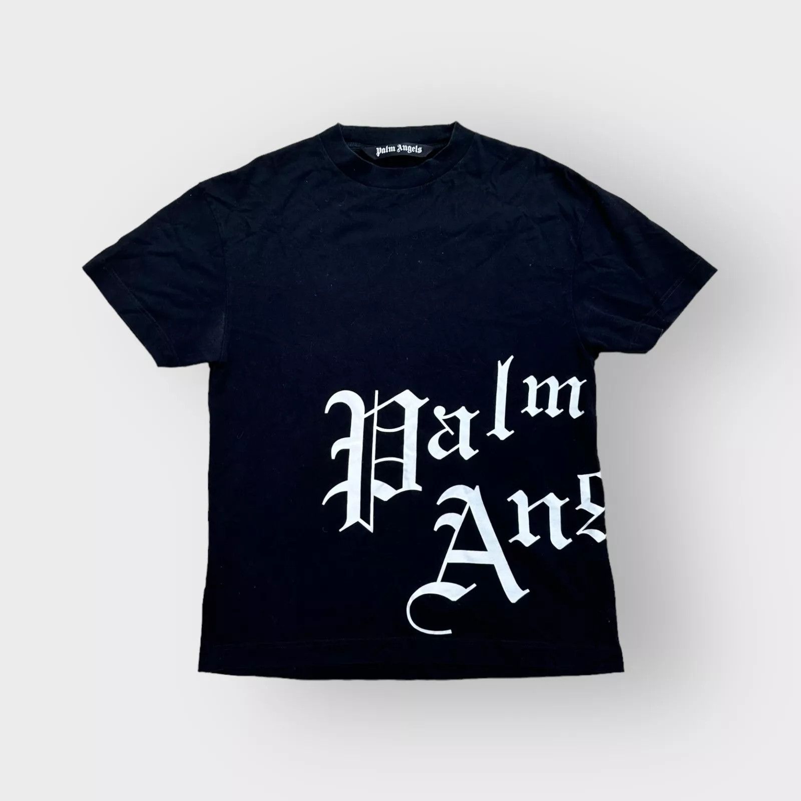 Palm Angels Palm Angels T-Shirt Gothic Big Logo Black Size US M / EU 48-50 / 2 - 1 Thumbnail