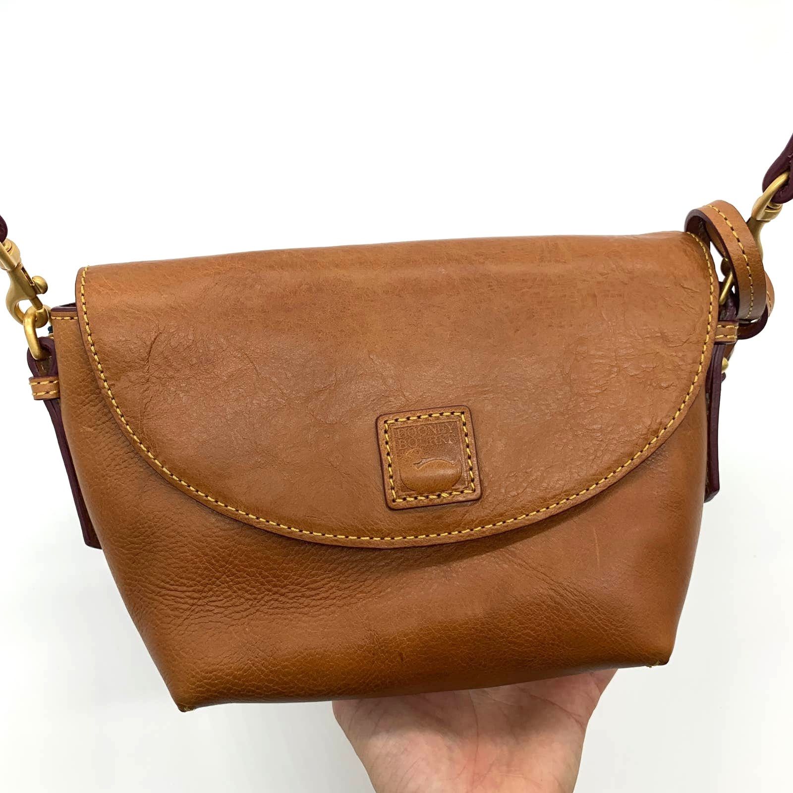Dooney Bourke Dooney & Bourke Saddle Crossbody Bag Florentine Leather in Brown, Women's