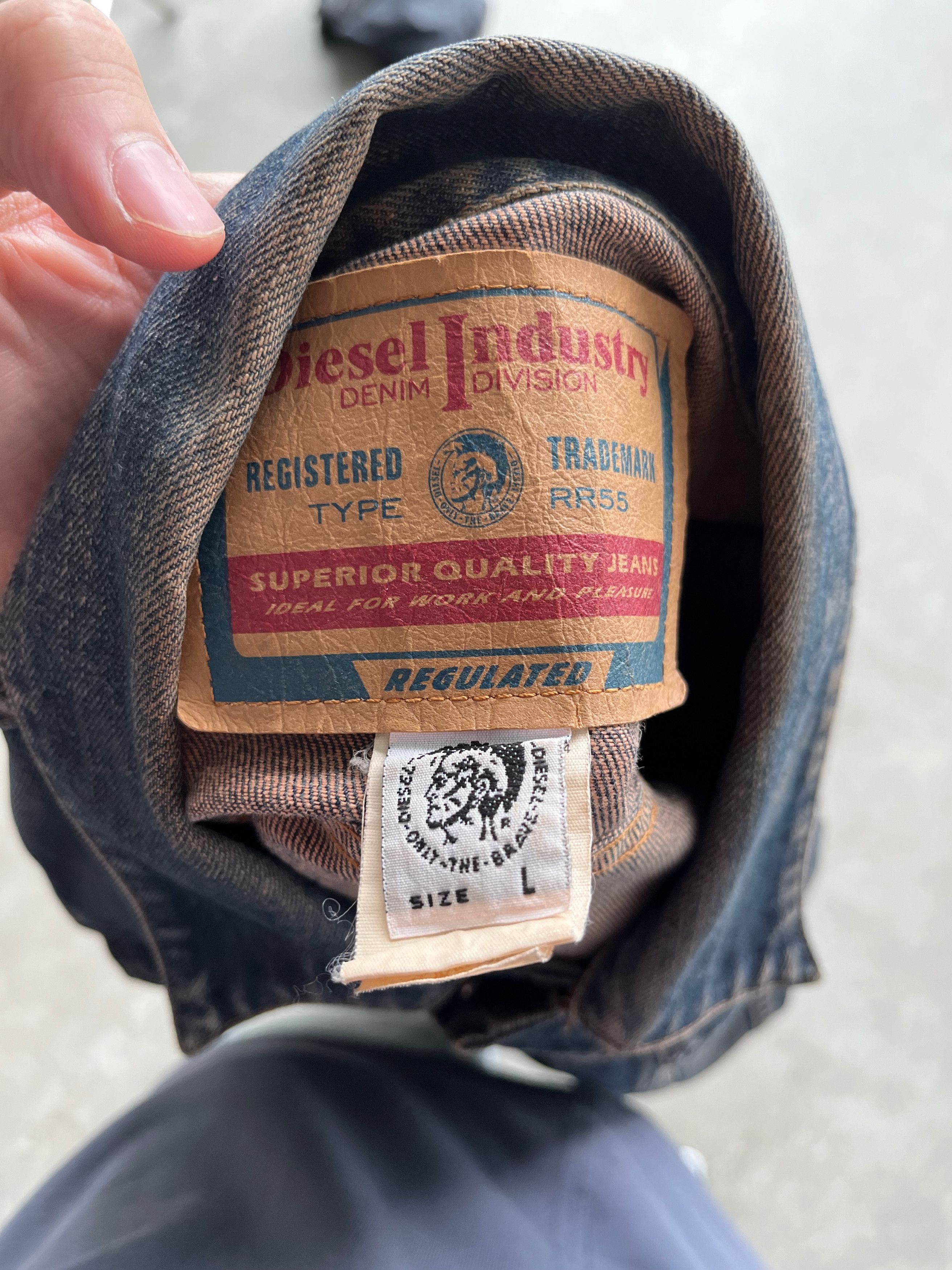 Designer × Diesel Vintage Diesel Denim Jacket Classic Faded Wash Size US M / EU 48-50 / 2 - 4 Thumbnail