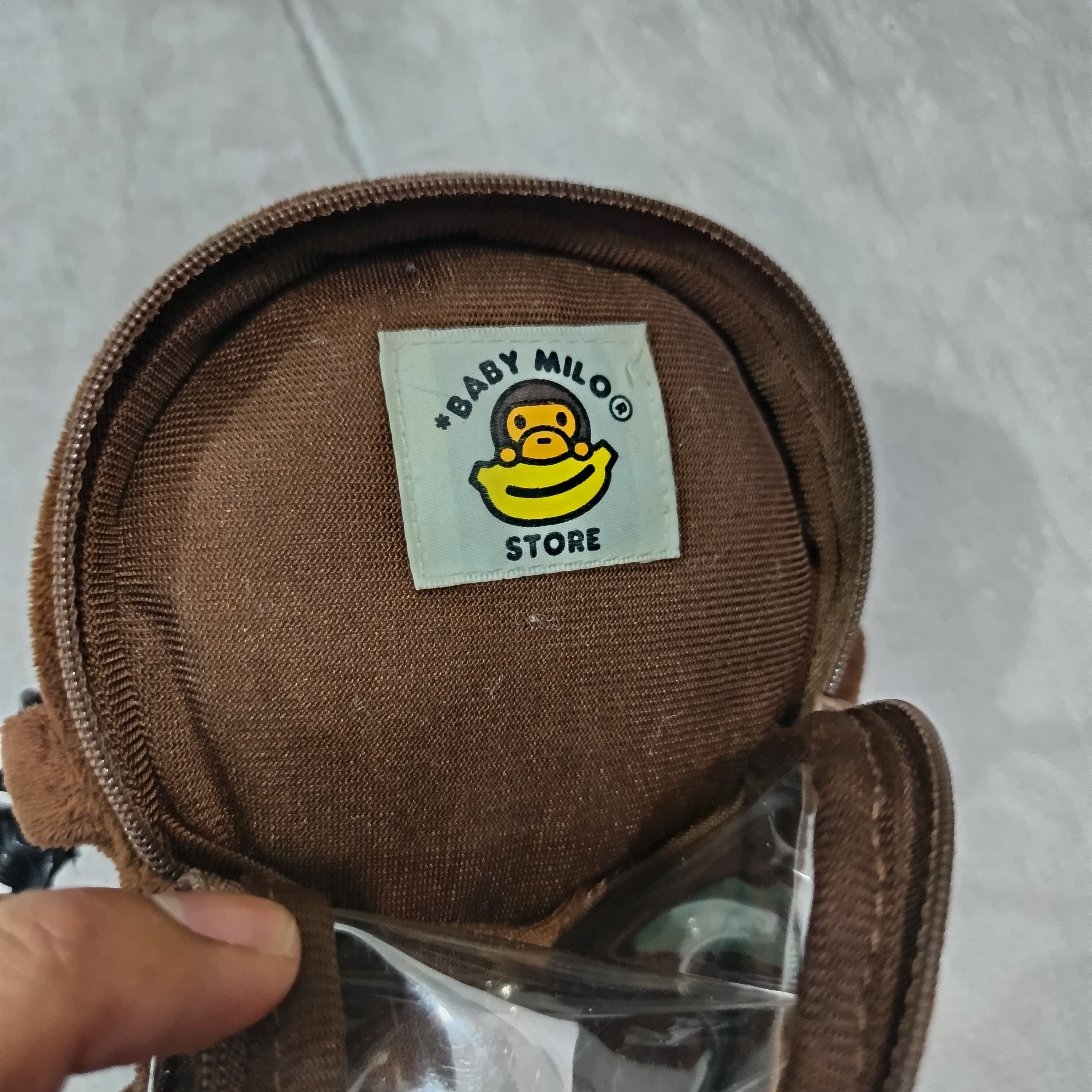 Bape Bathing Ape Baby Milo Handphone Sling Bag Size ONE SIZE - 3 Thumbnail