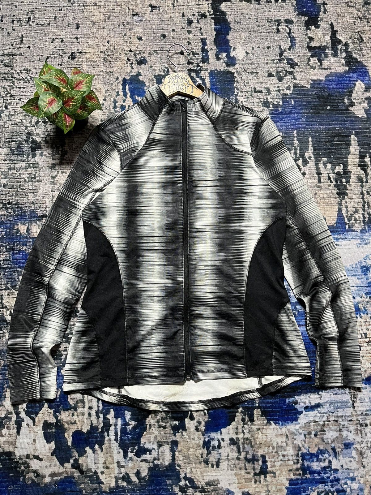 Sports Specialties × Tek Gear 🔥Tek Gear DryTek Activewear Clothing Long Sleeve Ladies Size L / US 10 / IT 46 - 1 Thumbnail