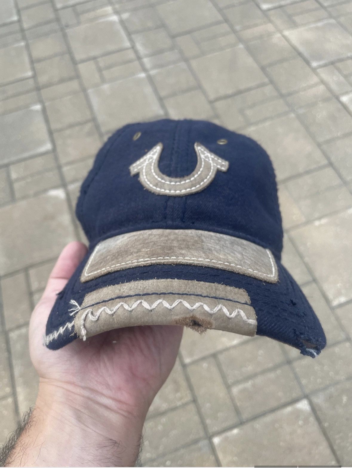 True Religion True Religion Hat Distressed Trucker Streetwear Grail Size ONE SIZE - 1 Thumbnail