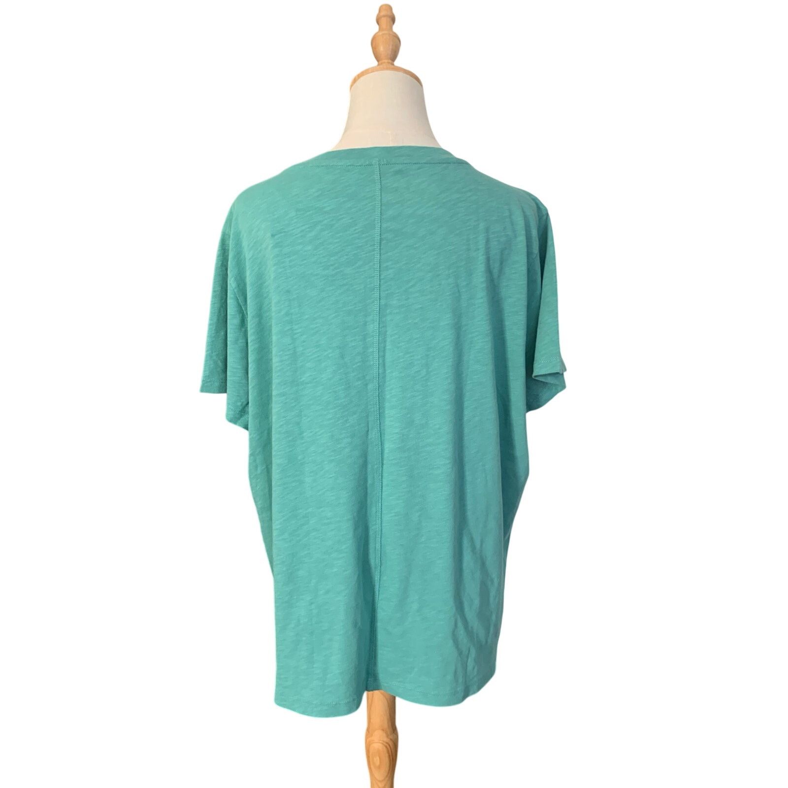 J.Crew NWT J.Crew Girlfriend Tee - Size 2X MSRP $34.50 Size XXL / US 16-18 / IT 52-54 - 2 Thumbnail