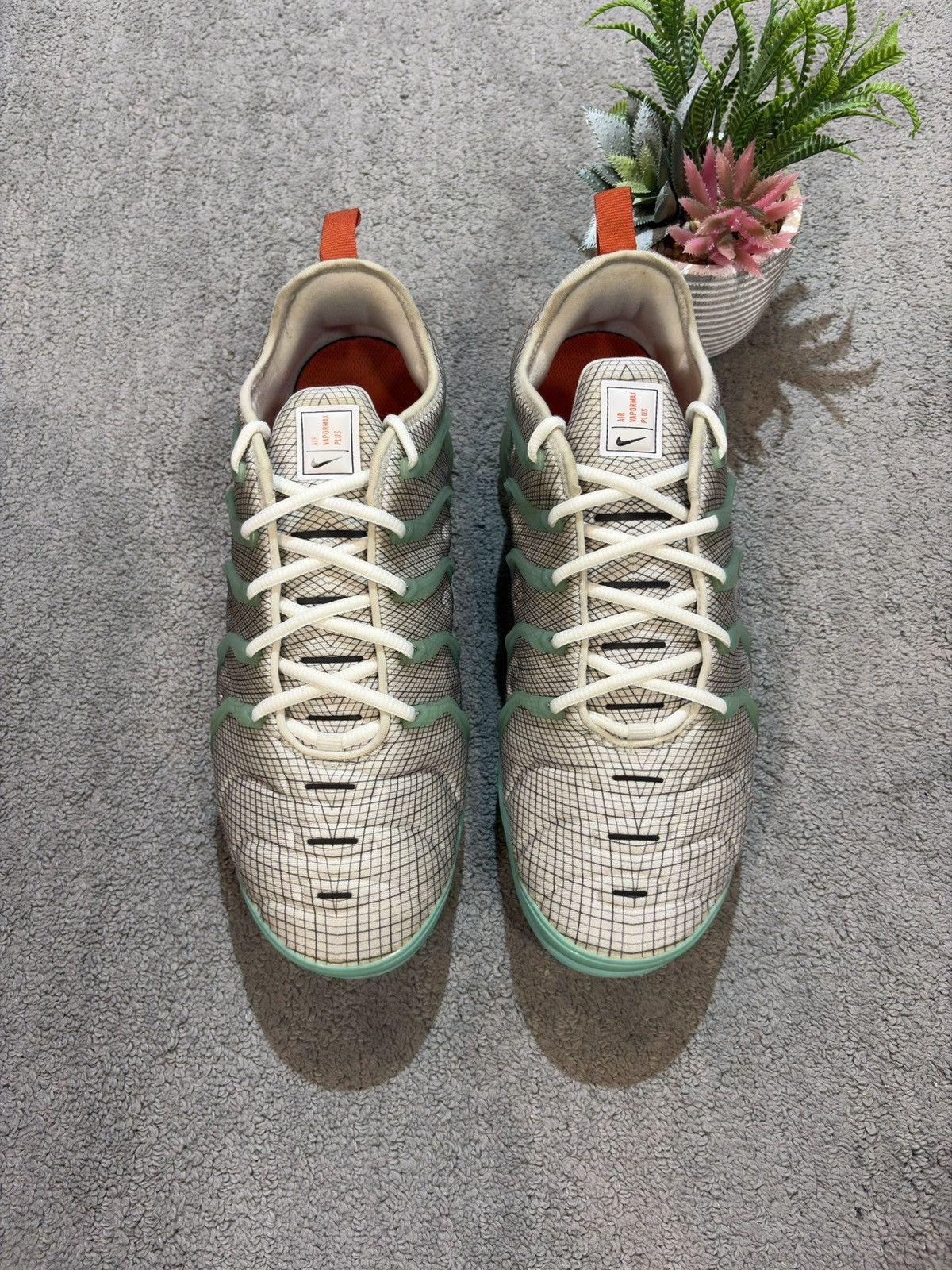 Nike Nike Air Vapormax Plus White Aurora Green 924453-107 Size US 10.5 / EU 43-44 - 4 Thumbnail