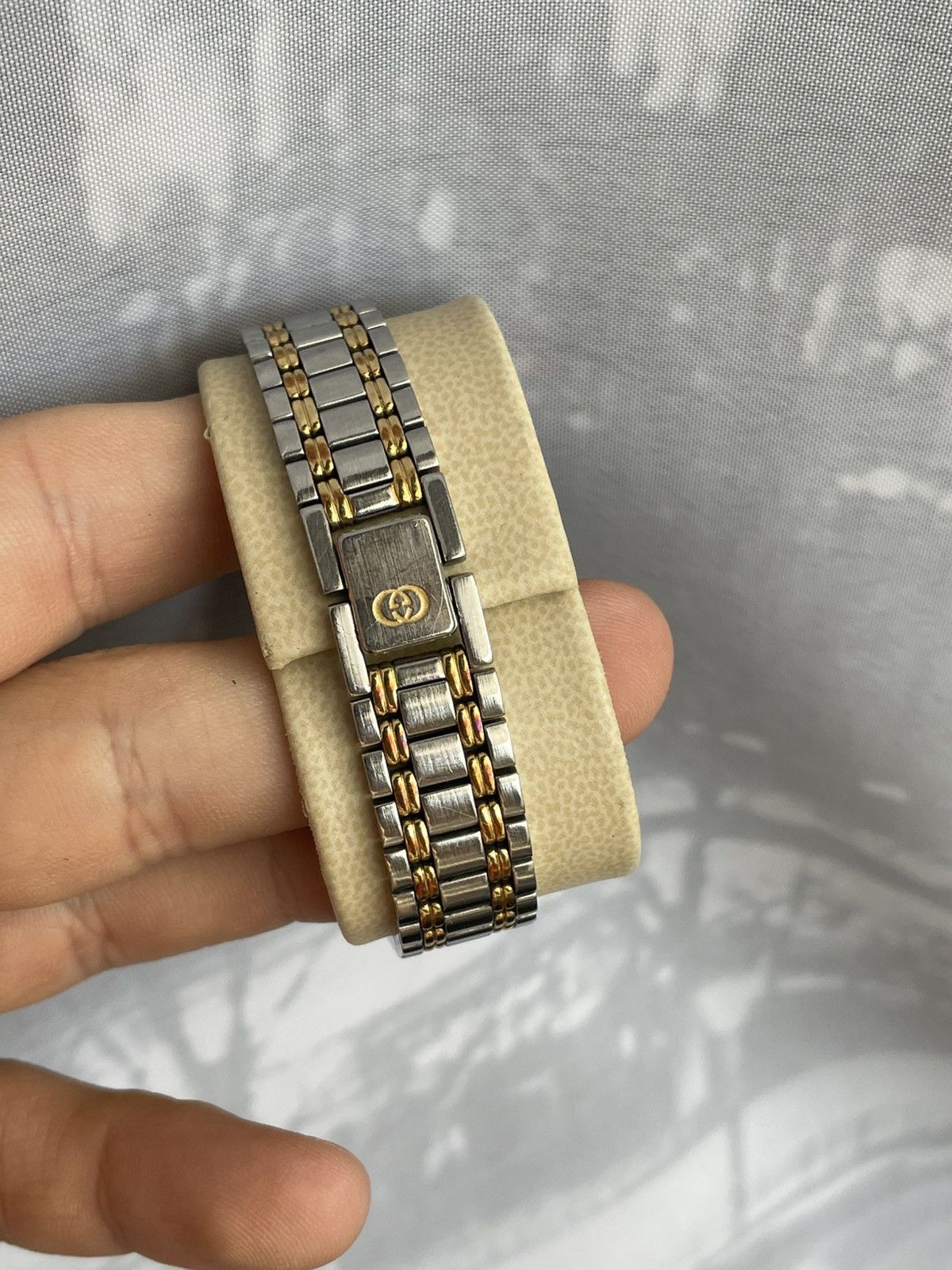 Gucci Gucci Watch 9000L Size ONE SIZE - 10 Thumbnail