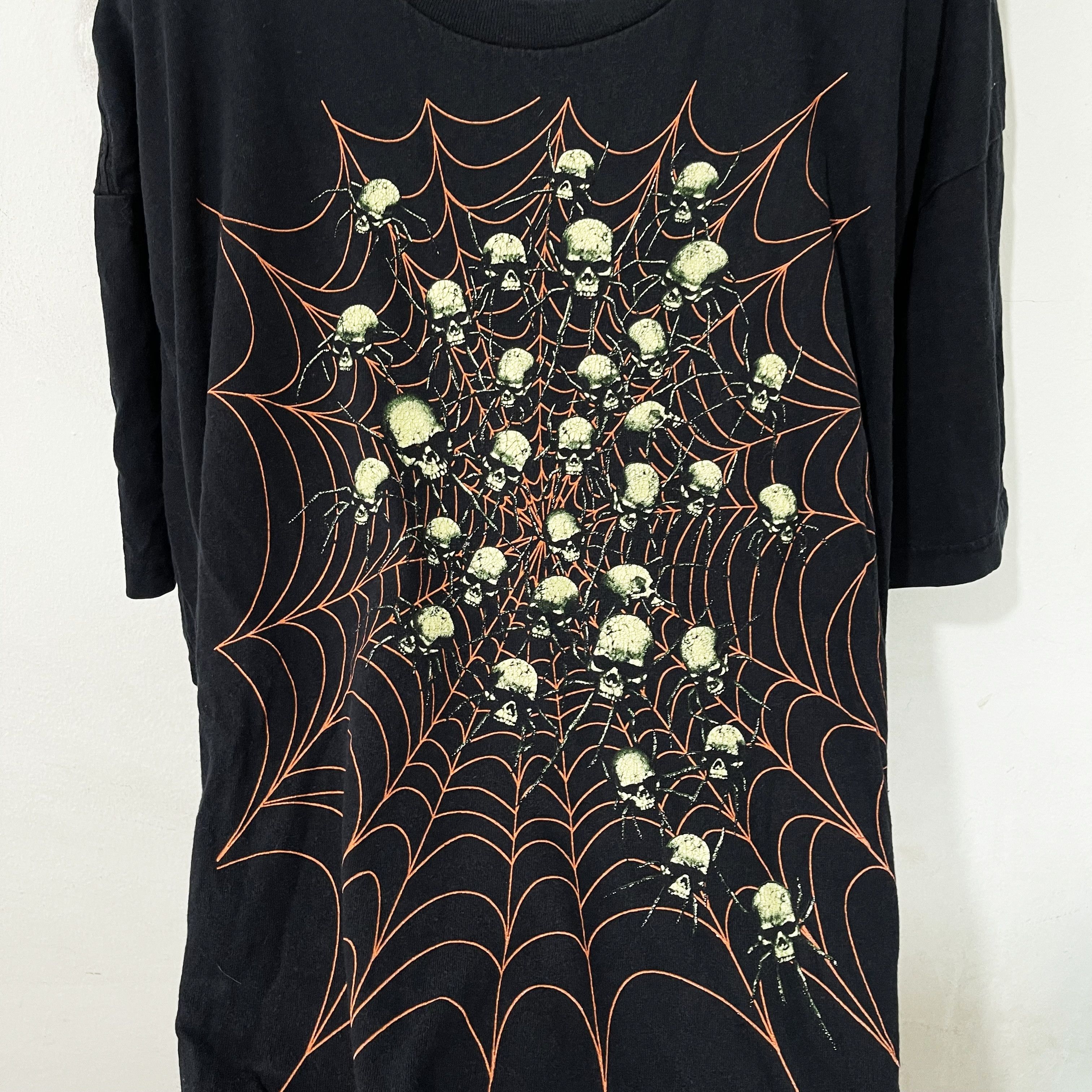 Vintage Vintage Skull Spider Web T-Shirt Size US XL / EU 56 / 4 - 2 Thumbnail