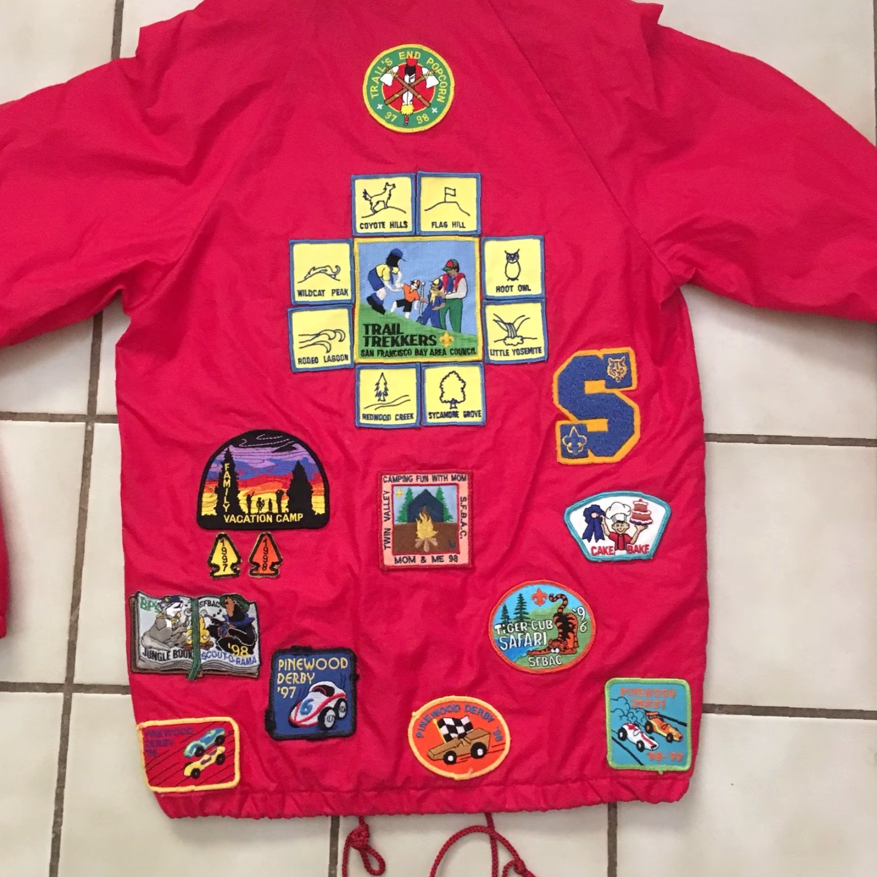 Area VINTAGE Auburn Sportswear Patches Windbreaker Jacket XS Boys Red 1990s Boy Scouts of America Bay Area Mens Size US XS / EU 42 / 0 - 2 Thumbnail