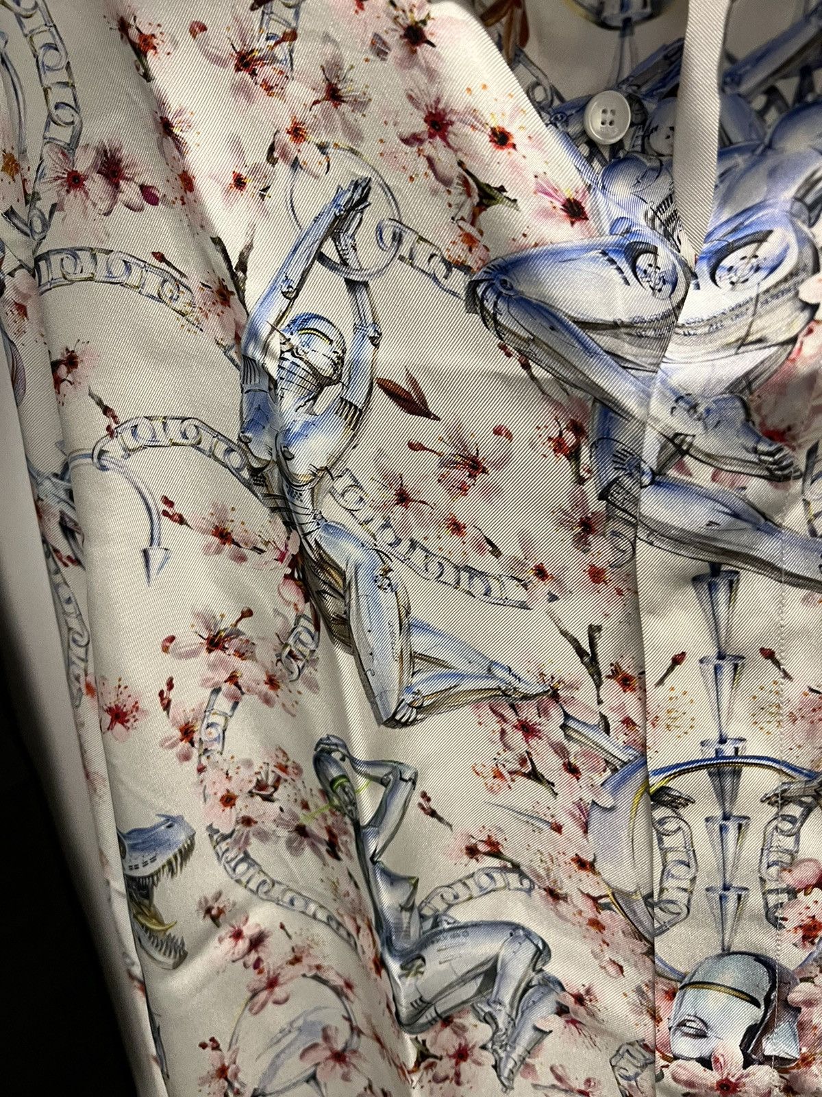 Dior Dior men 2019 sorayama shirt Size US S / EU 44-46 / 1 - 2 Thumbnail