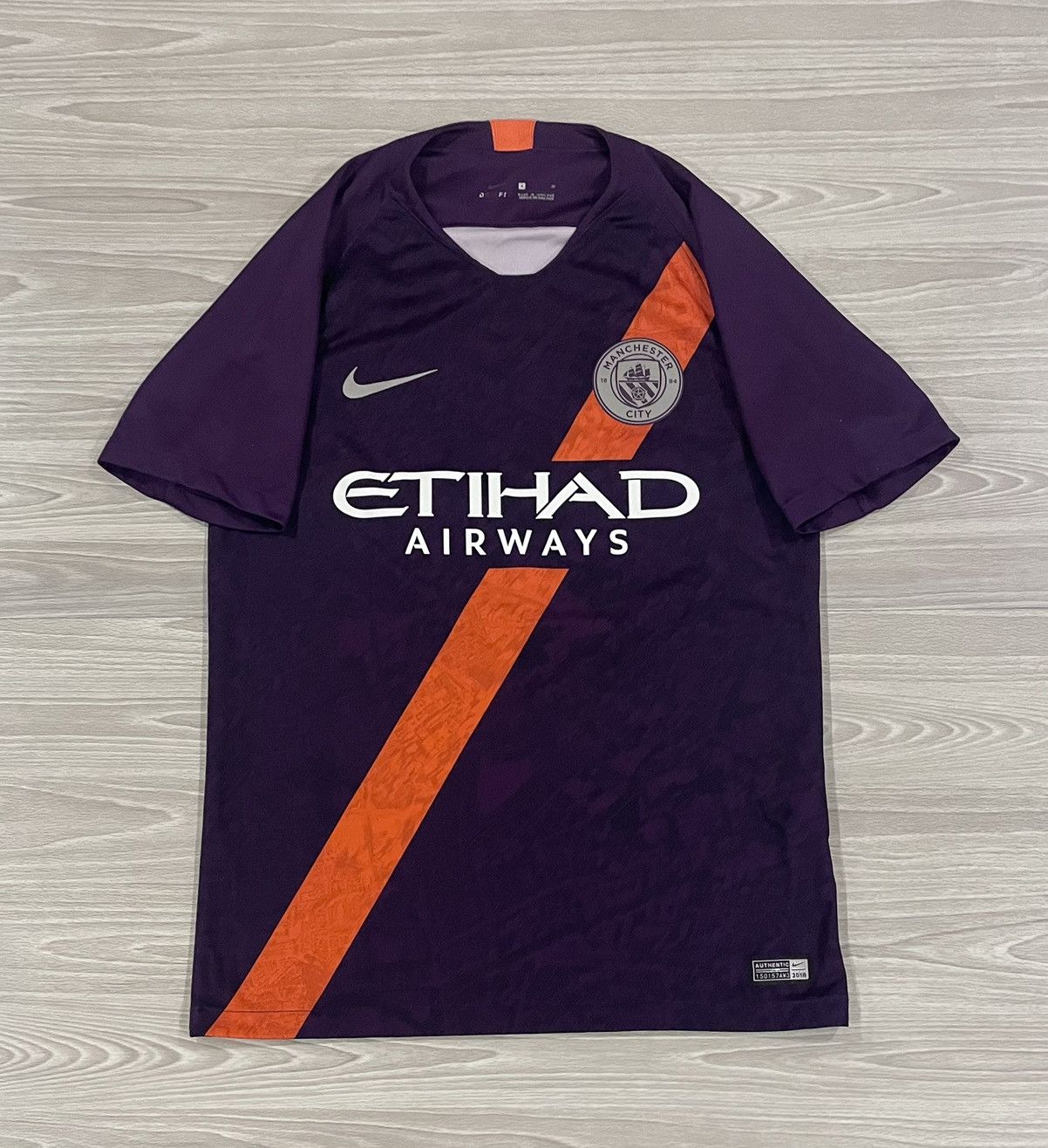 Nike Nike 2017/18 Foden #47 Manchester City Jersey Men’s Small Size US S / EU 44-46 / 1 - 4 Thumbnail