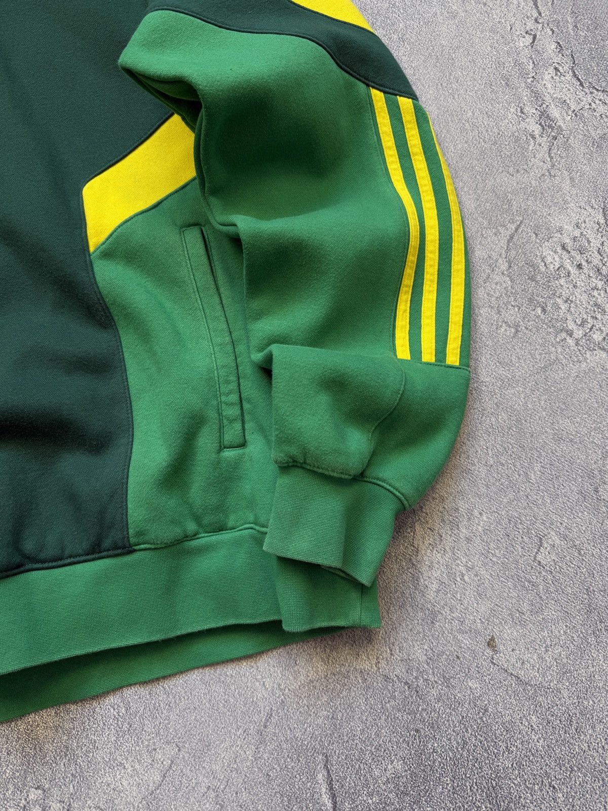 Adidas Mens Vintage Adidas FC Celtic Soccer Jersey Hoodie rare Size US S / EU 44-46 / 1 - 5 Thumbnail
