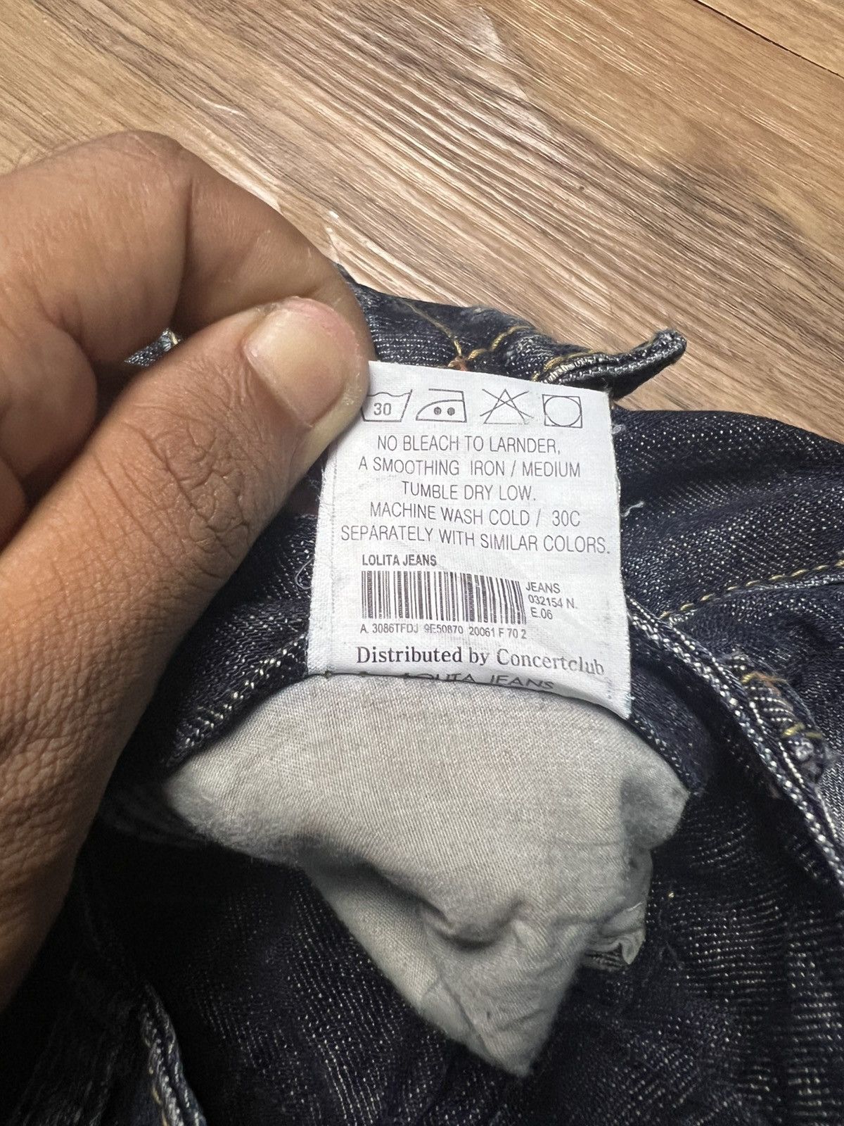 If Six Was Nine Lolita Jeans Y2K Vintage Distressed Bootcut Denim Pants (41) Size 26" / US 2 / IT 38 - 14 Thumbnail
