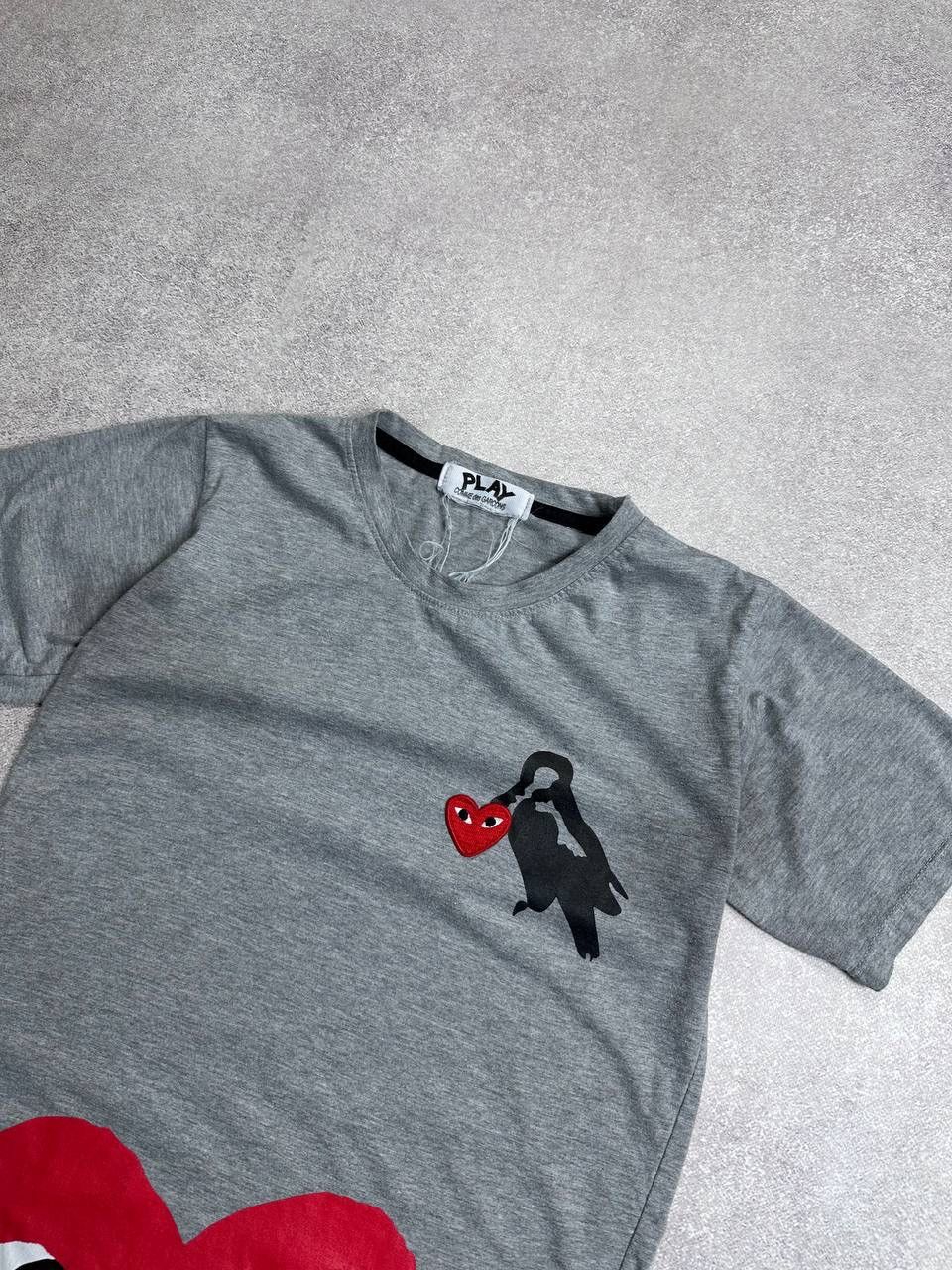 Comme des Garcons × Comme des Garcons PLAY × Vintage Vintage Play Comme Des Garcons Big Heart T-shirt Y2K S Size US S / EU 44-46 / 1 - 2 Thumbnail