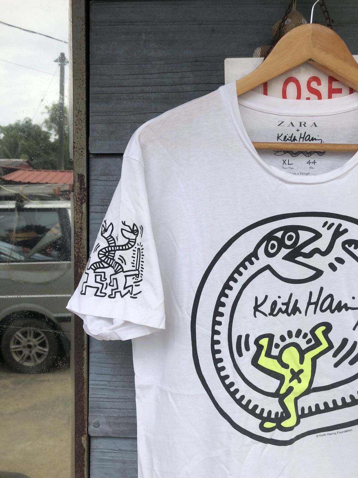Keith Haring × Zara RARE Zara X Keith Haring Foundation Tshirt Size US M / EU 48-50 / 2 - 4 Thumbnail