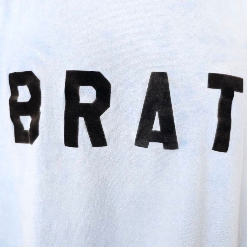 Fruit Of The Loom VINTAGE Brat T Shirt Mens XL Blue Y2K Streetwear Mens XL T-Shirt Cotton Fruit of the Loom Crew Neck Short Sleeve Size US XL / EU 56 / 4 - 3 Thumbnail
