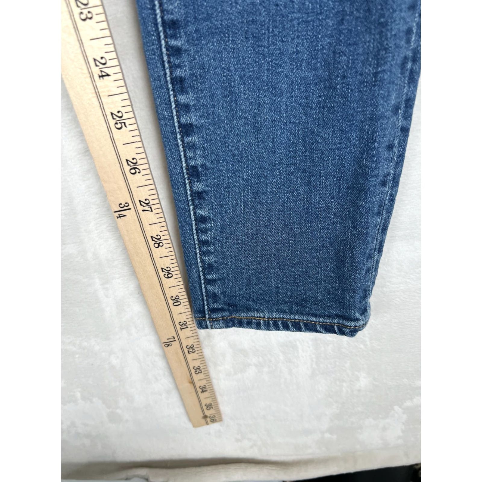 Levi's Levi's Jeans Women's 31 Blue Skinny Distressed Patchwork Denim Patches Slim Regular 30 In Inseam Size 24" / US 00 / IT 34 - 6 Thumbnail