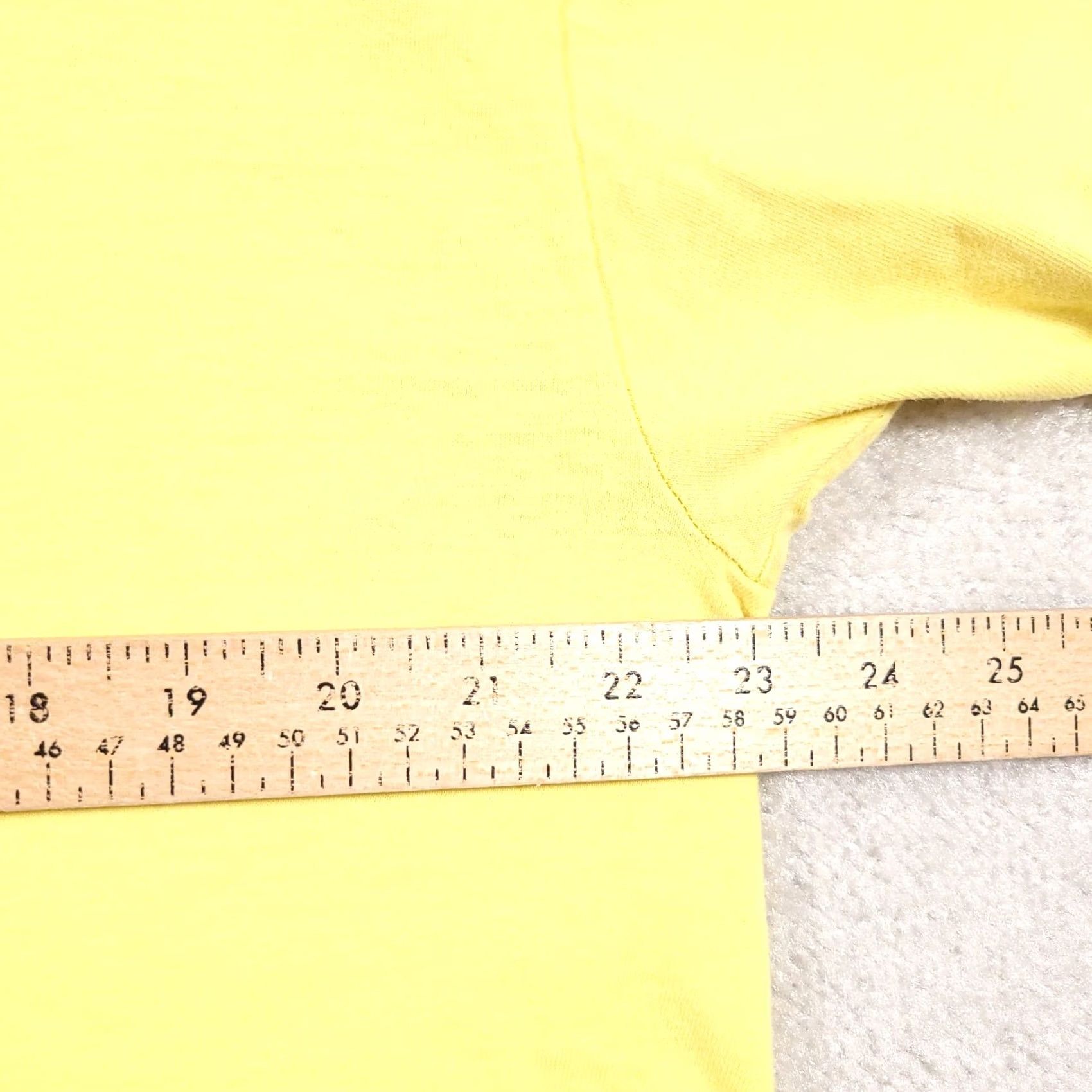 Hanes VINTAGE Hanes Beefy-T Bahamas Embroidered T-Shirt XL Yellow S/S USA Made Mens 90s Beach Tee Size US XL / EU 56 / 4 - 5 Thumbnail