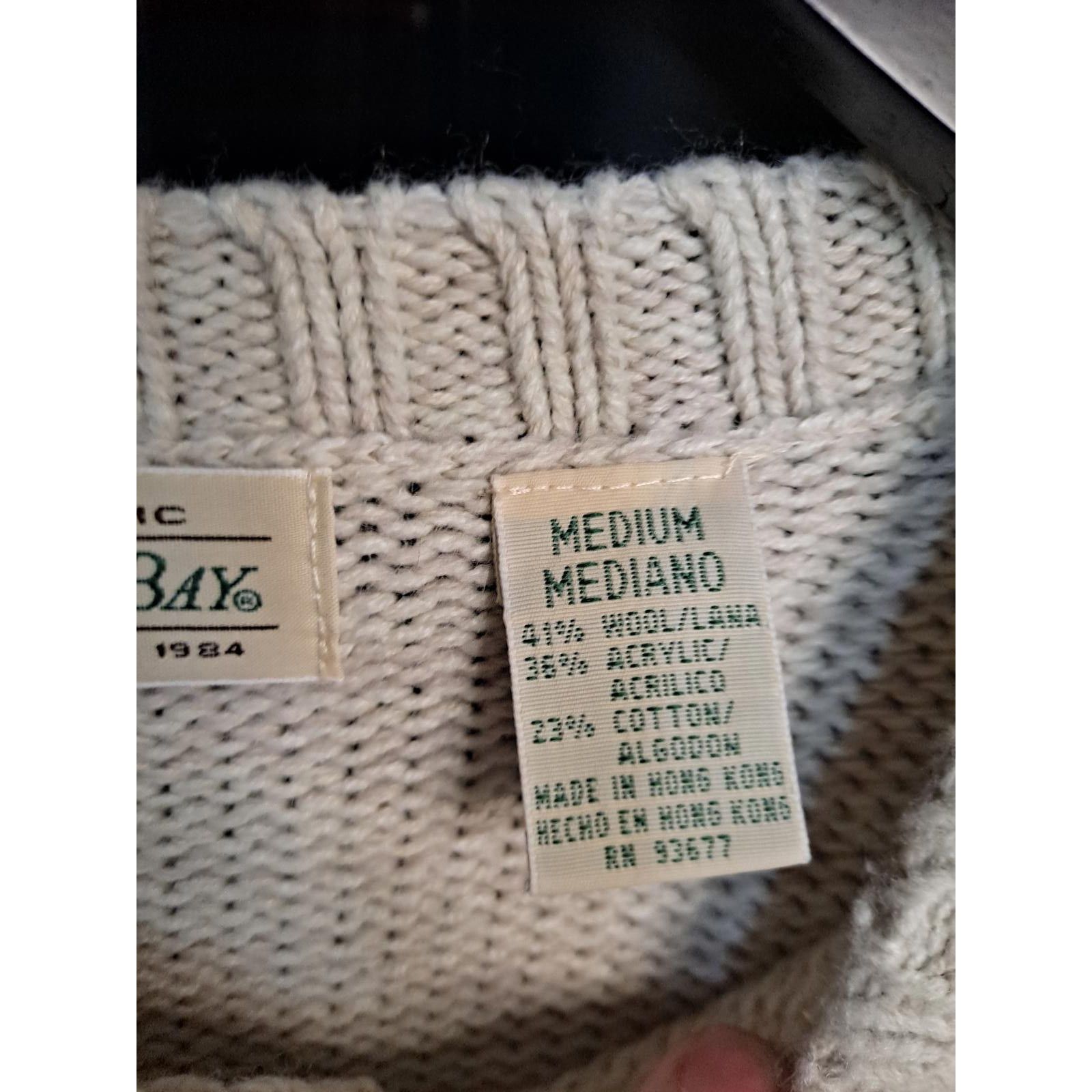 Other St John's Bay V Neck Sweater With Black and Blue Design Size Size US M / EU 48-50 / 2 - 4 Thumbnail