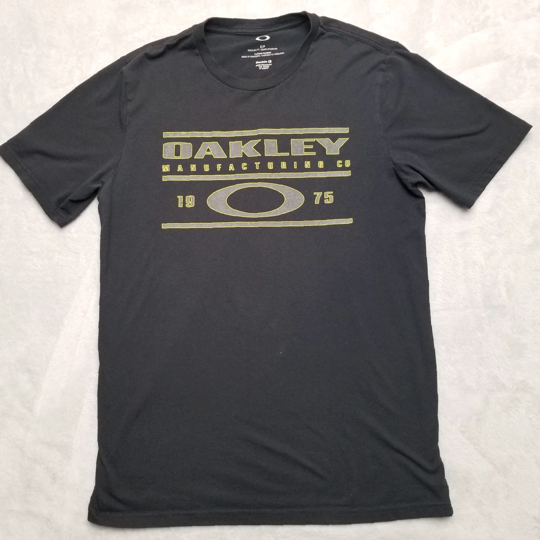 Oakley Oakley Shirt Mens Small Black Short Sleeve Crewneck Spellout Logo Buckle Casual Size US S / EU 44-46 / 1 - 2 Thumbnail