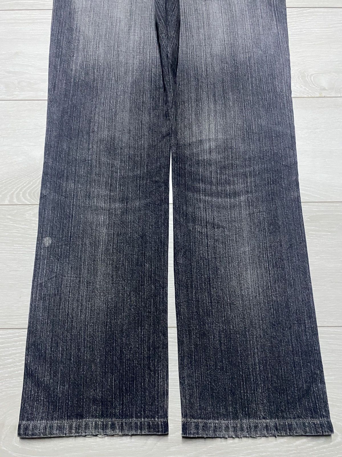 Undercover × Uniqlo Vintage Uniqlo Broken Denim Fade Grey Wash Distressed Jeans Size US 34 / EU 50 - 6 Thumbnail