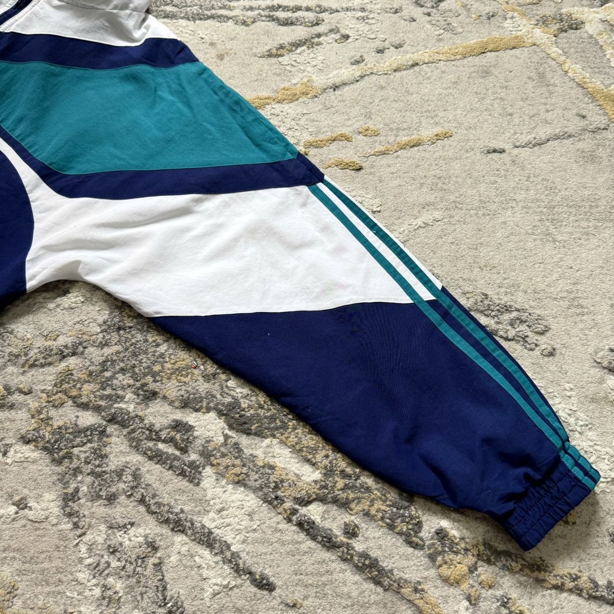 Adidas Vintage 9s Adidas Big Trefoil Windbreaker Jacket Size US M / EU 48-50 / 2 - 5 Thumbnail