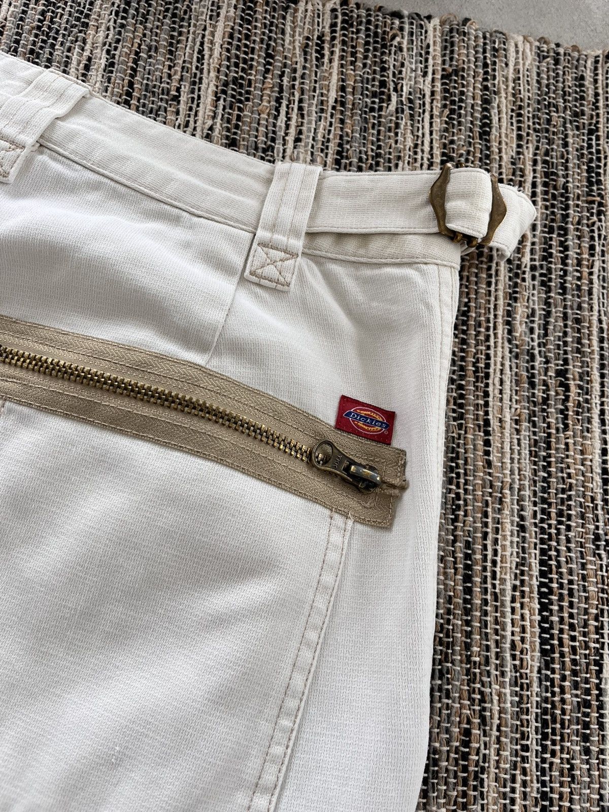 Dickies Vintage Dickies Beige Cargo Shorts Long Multi-Pocket Y2K 34 Size US 34 / EU 50 - 12 Thumbnail