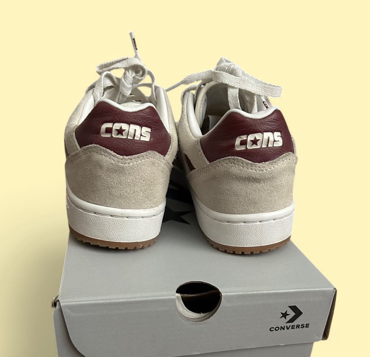 Converse Used Burgundy and white Converse trainers. Size US 8 / EU 41 - 6 Thumbnail