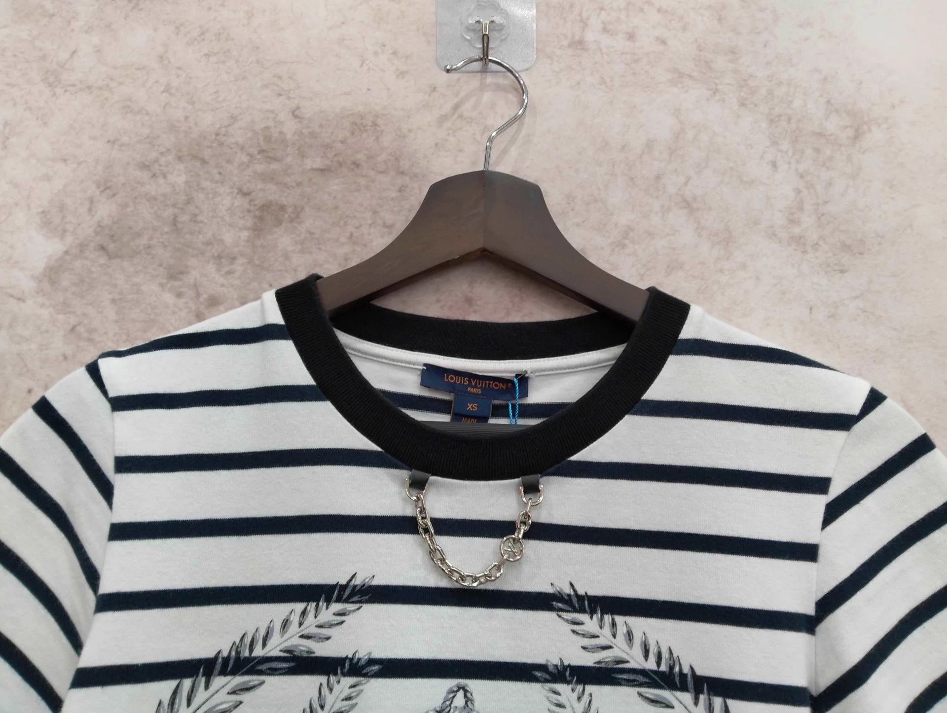 Louis Vuitton LV T-shirt XS Size XS / US 0-2 / IT 36-38 - 6 Thumbnail