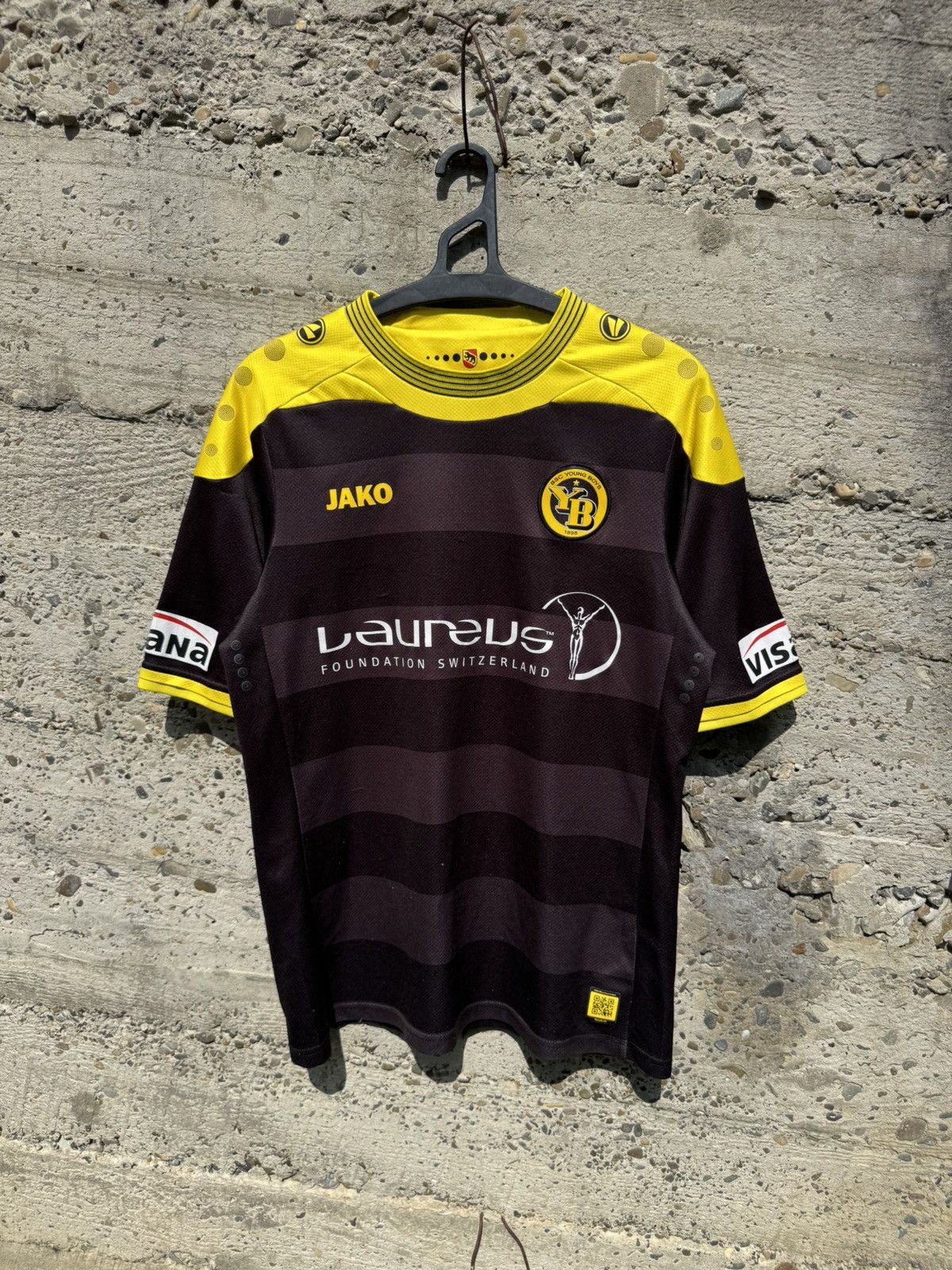 Vintage BSC Young Boys Jacko 2013-14 Away Jersey Size US M / EU 48-50 / 2 - 1 Thumbnail
