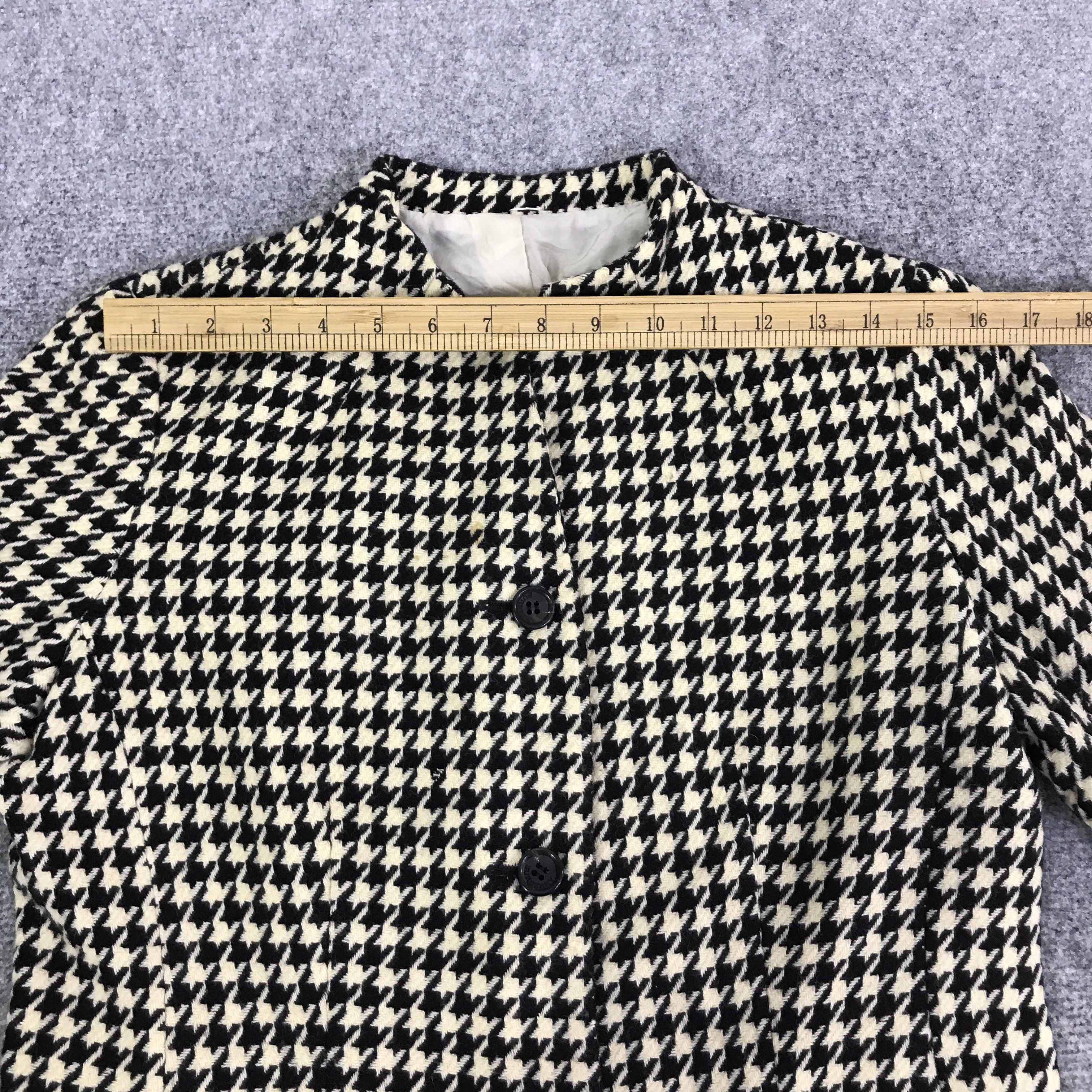 Burberry burberry button wool jacket K96B5 Size US S / EU 44-46 / 1 - 5 Thumbnail