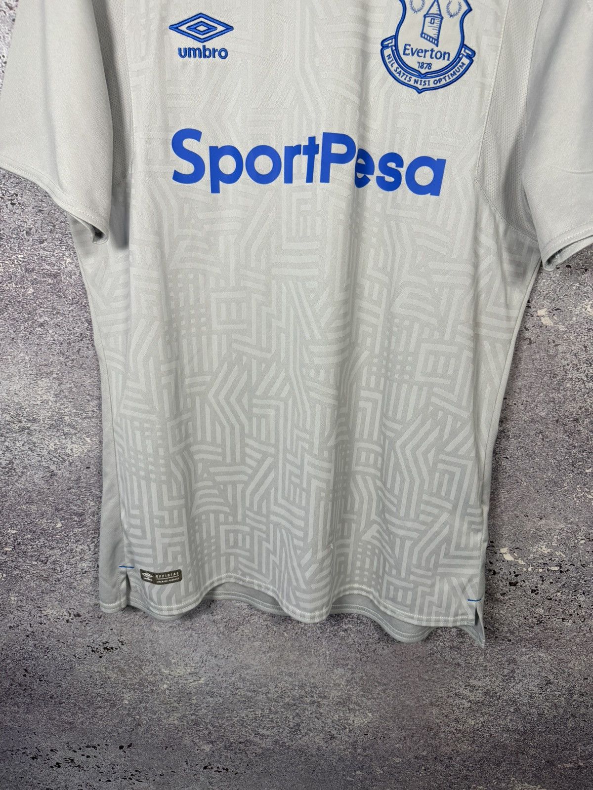 Umbro Vintage Everton 2017/18 Away Umbro Soccer Jersey Size US L / EU 52-54 / 3 - 5 Thumbnail