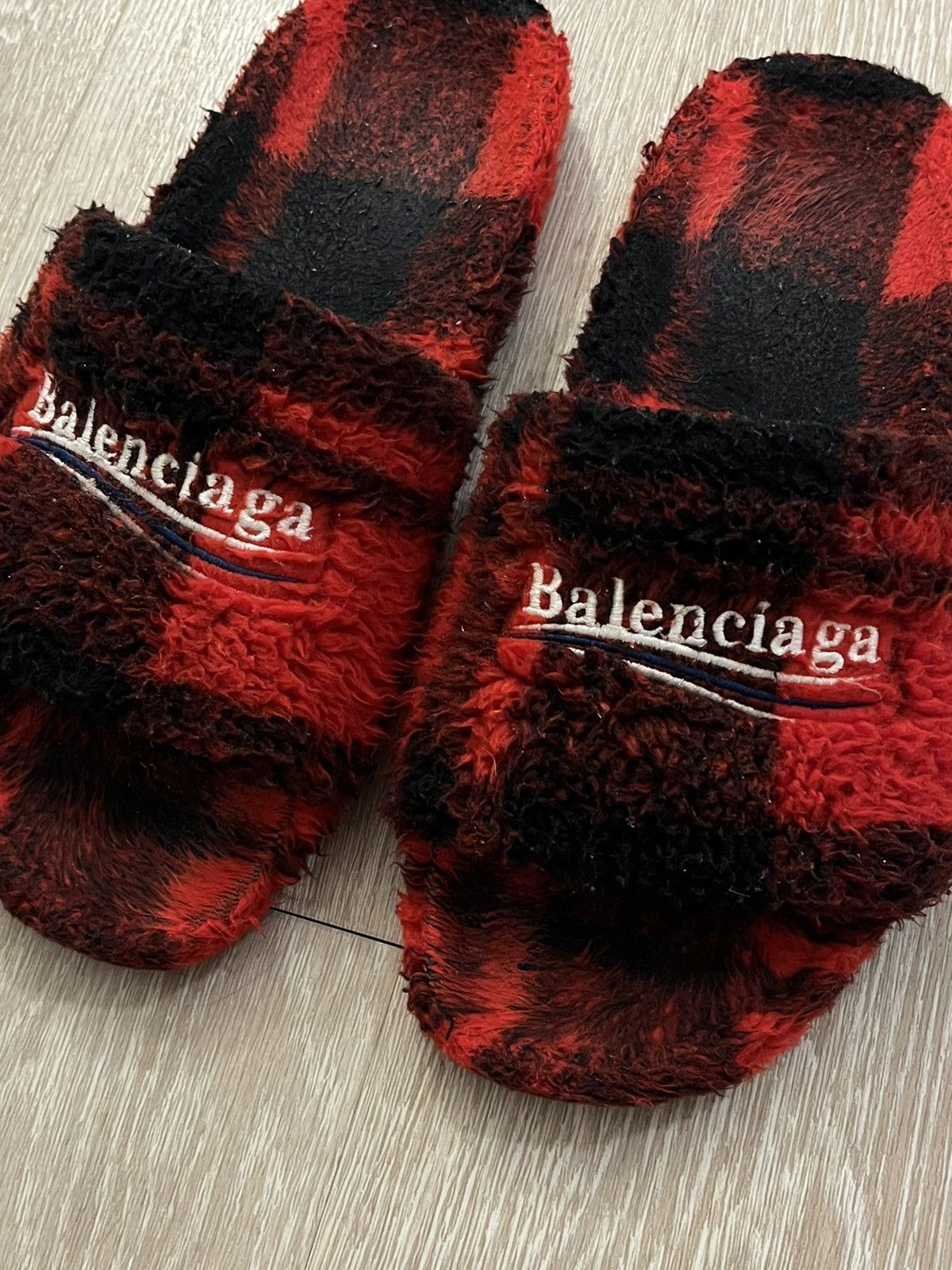 Balenciaga Balenciaga Red Plaid Fur Sandals Size US 11 / EU 44 - 3 Thumbnail