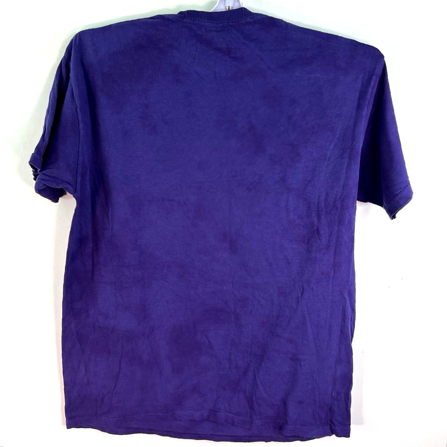 Liquid Blue Pink Floyd Shirt L Liquid Blue Purple Tie-Dye Dark Side of the Moon Graphic Print Mens 2010s Size US L / EU 52-54 / 3 - 6 Thumbnail