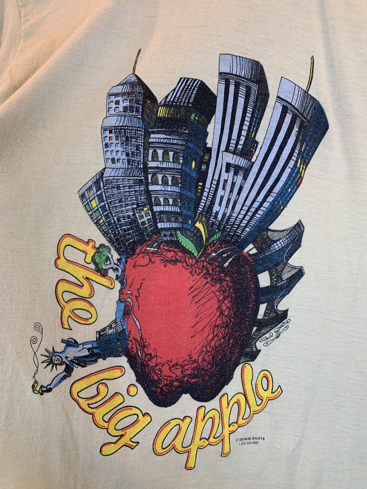 Vintage *RARE* Vintage 80’s The Big Apple NYC New York Art T-Shirt L Size US L / EU 52-54 / 3 - 2 Thumbnail